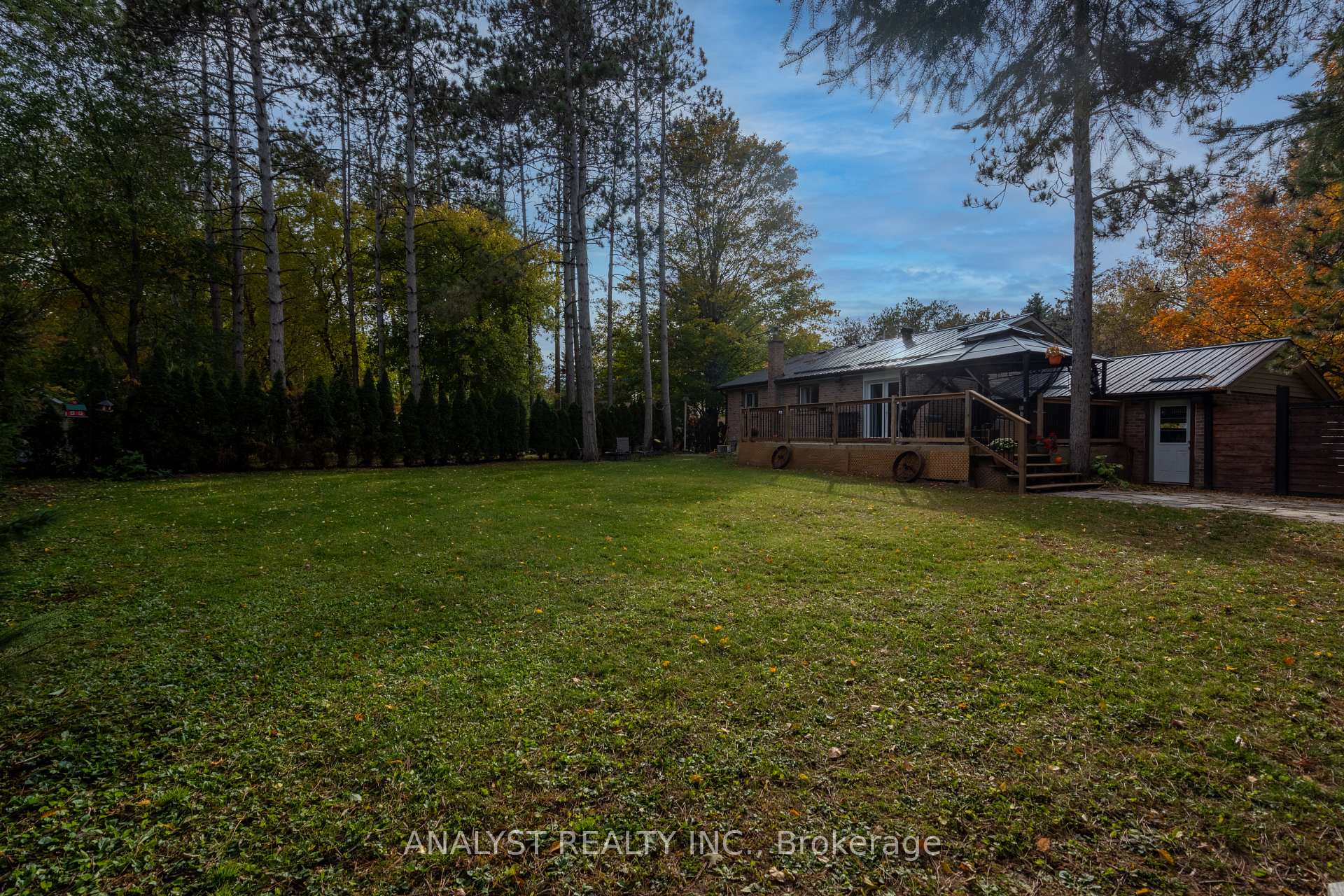 Photo 25 of 19 Pine Park Boulevard, Adjala-Tosorontio, Everett — HOMEH