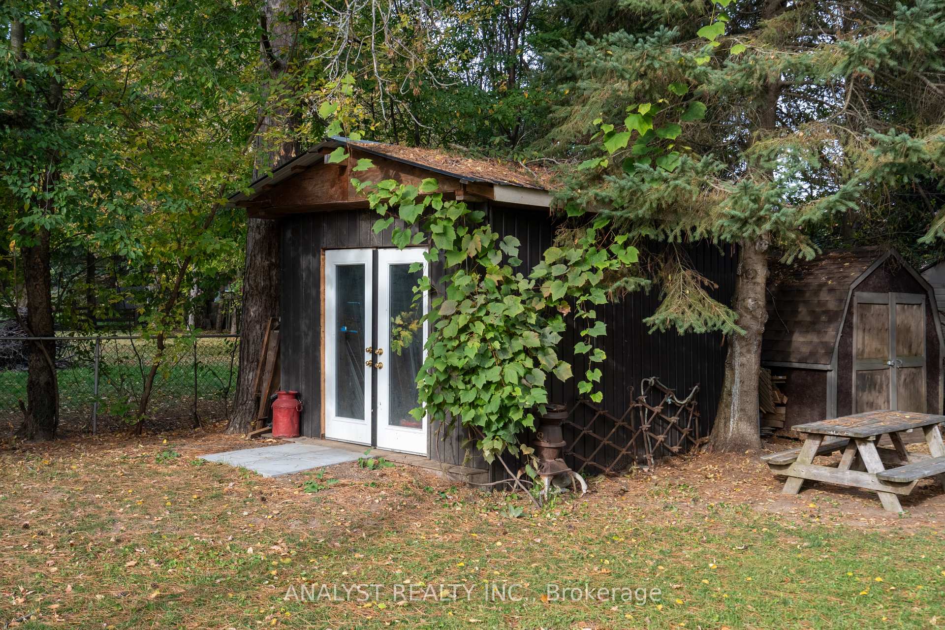 Photo 38 of 19 Pine Park Boulevard, Adjala-Tosorontio, Everett — HOMEH