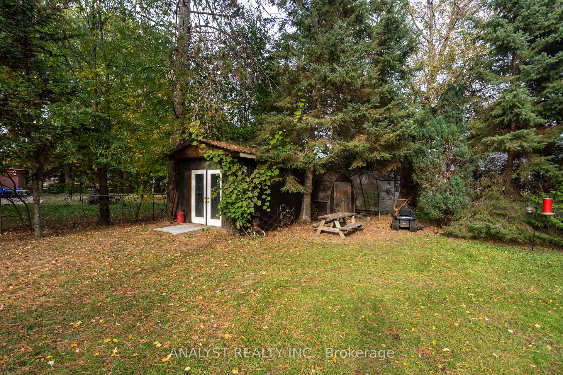 Photo 39 of 19 Pine Park Boulevard, Adjala-Tosorontio, Everett — HOMEH