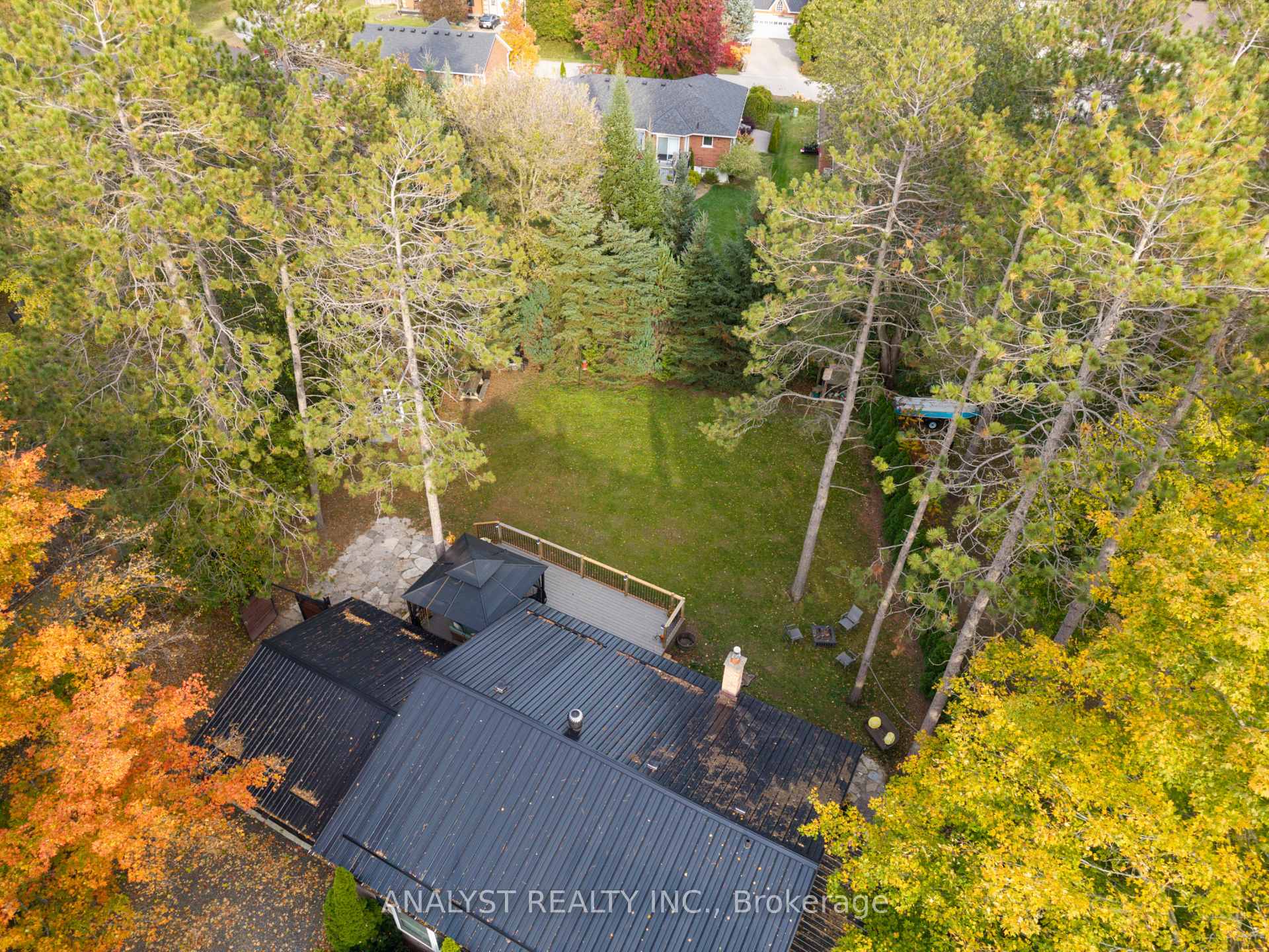Photo 40 of 19 Pine Park Boulevard, Adjala-Tosorontio, Everett — HOMEH
