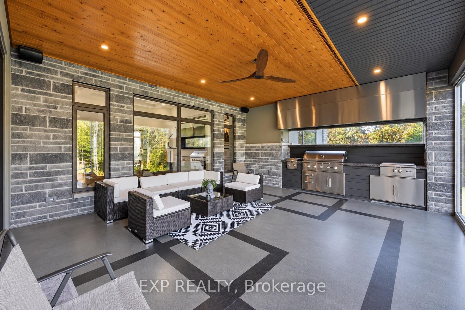 Photo 41 of 157 Wilbert Cox Drive, Ottawa, Huntley Ward (South East) — HOMEH