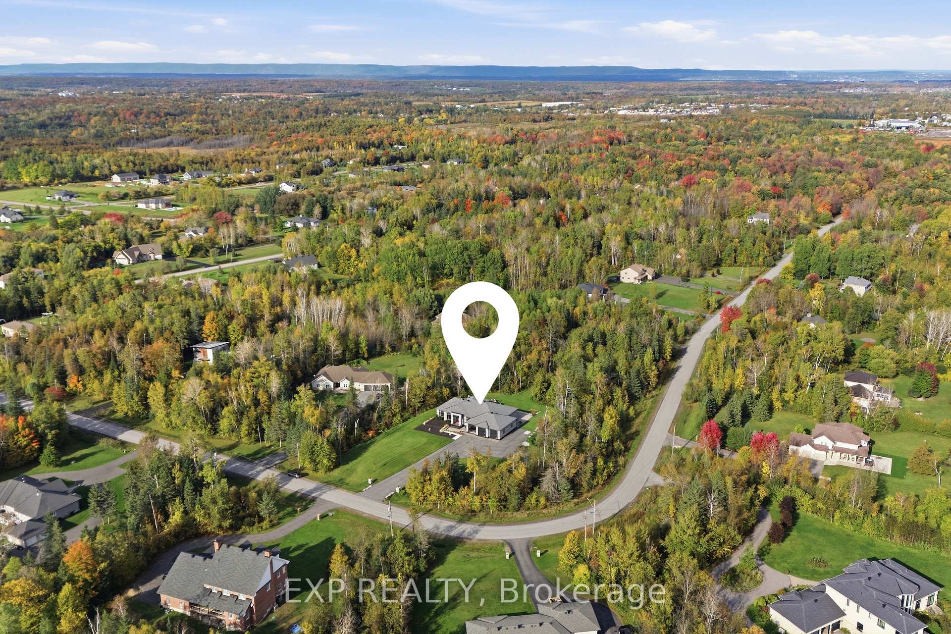Photo 43 of 157 Wilbert Cox Drive, Ottawa, Huntley Ward (South East) — HOMEH