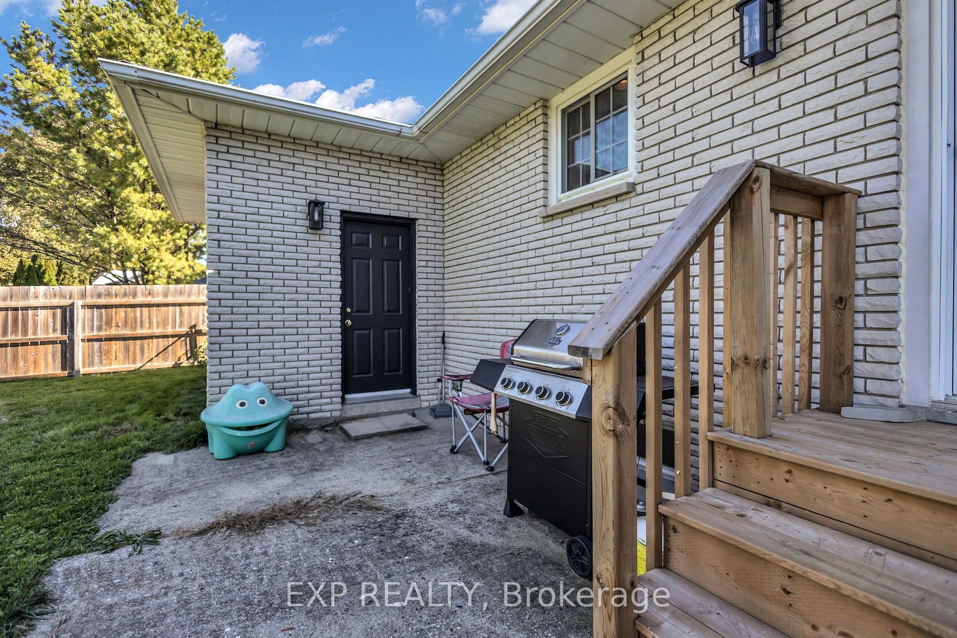 Photo 42 of 623 King Street W, Chatham-Kent, Chatham — HOMEH