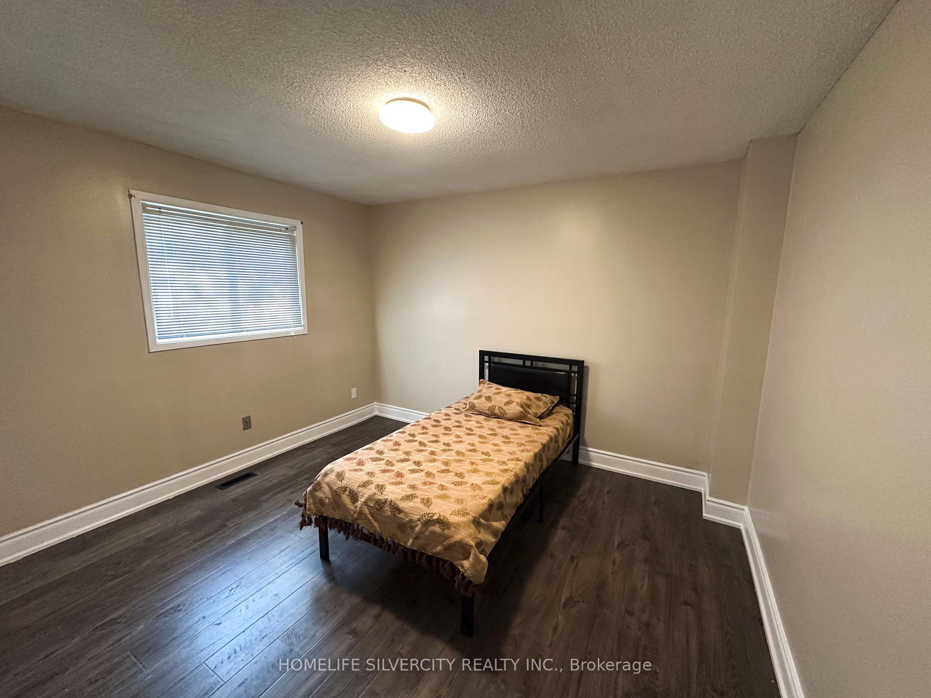 Photo 25 of 200 Conestoga Drive, Brampton, Heart Lake West — HOMEH