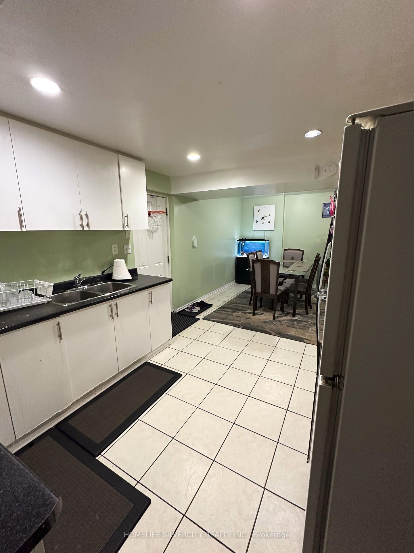 Photo 40 of 200 Conestoga Drive, Brampton, Heart Lake West — HOMEH