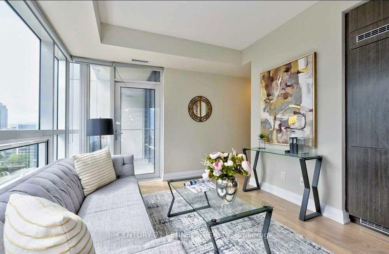 Photo 9 of Unit 1005, 2 Anndale Drive, North York, Willowdale East — HOMEH