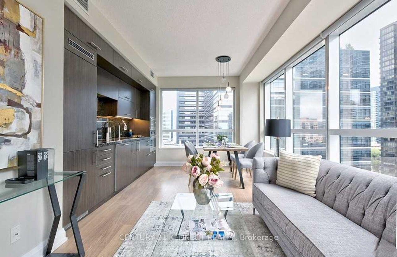 Photo 11 of Unit 1005, 2 Anndale Drive, North York, Willowdale East — HOMEH