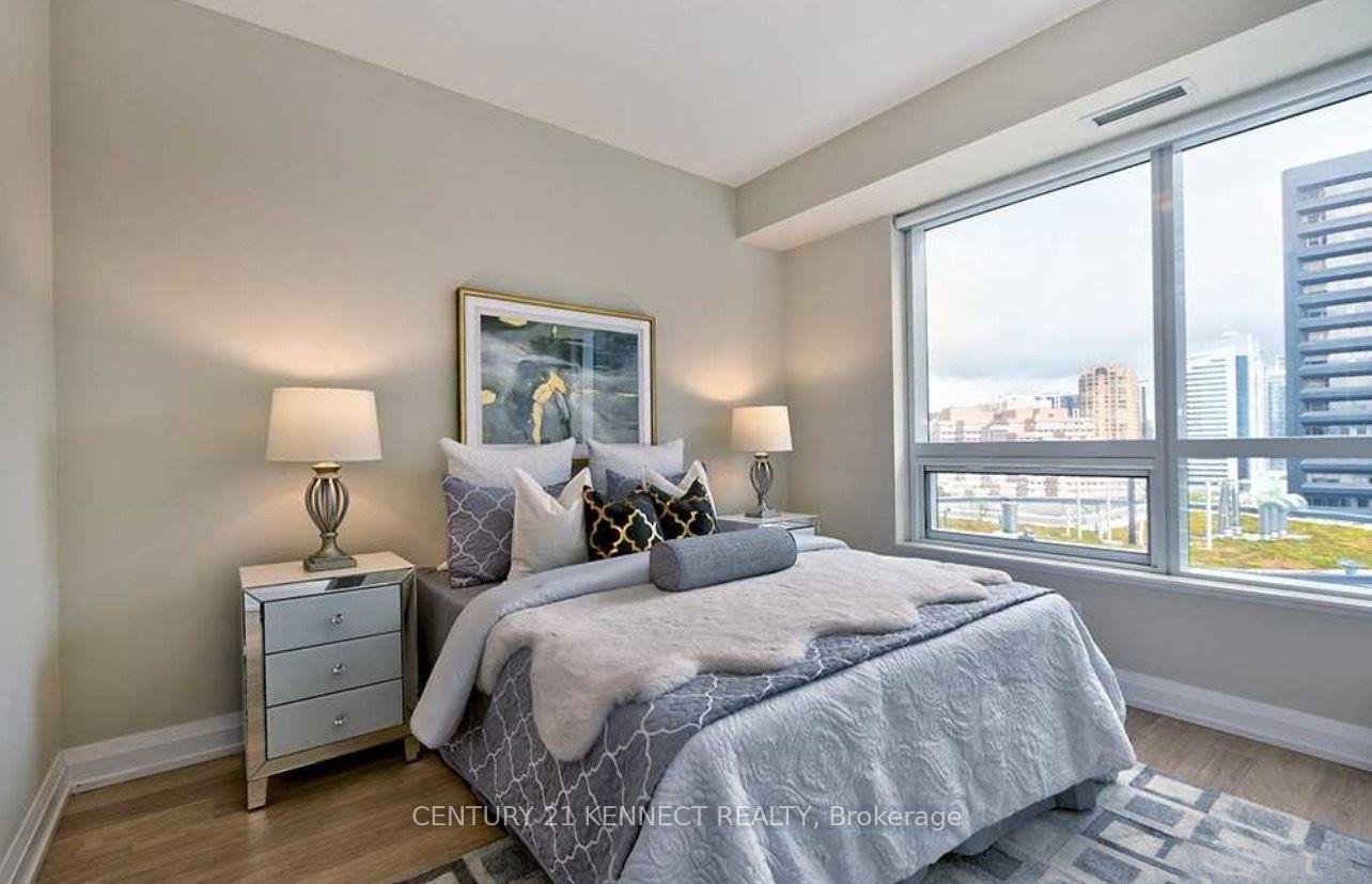 Photo 14 of Unit 1005, 2 Anndale Drive, North York, Willowdale East — HOMEH