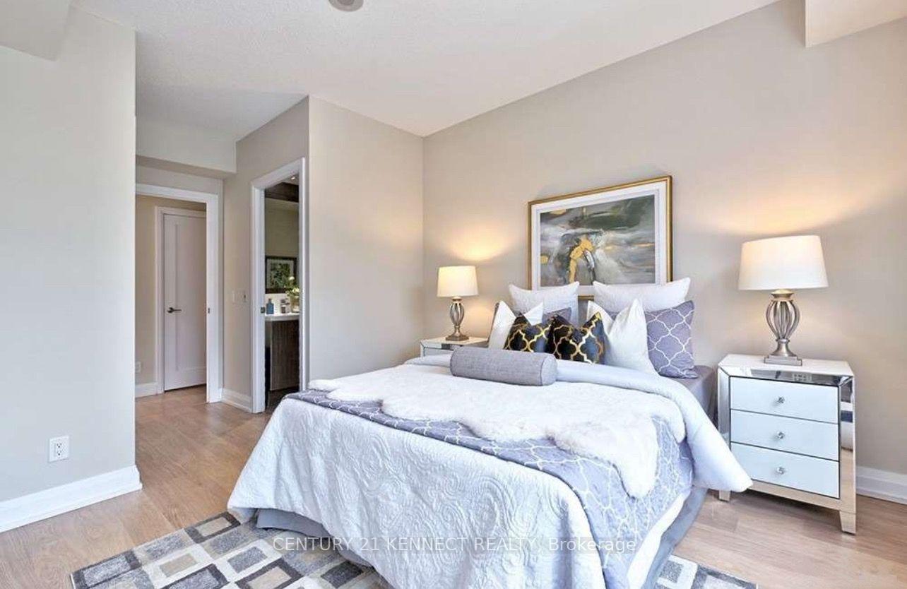Photo 16 of Unit 1005, 2 Anndale Drive, North York, Willowdale East — HOMEH