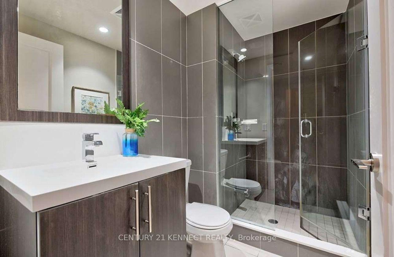 Photo 17 of Unit 1005, 2 Anndale Drive, North York, Willowdale East — HOMEH