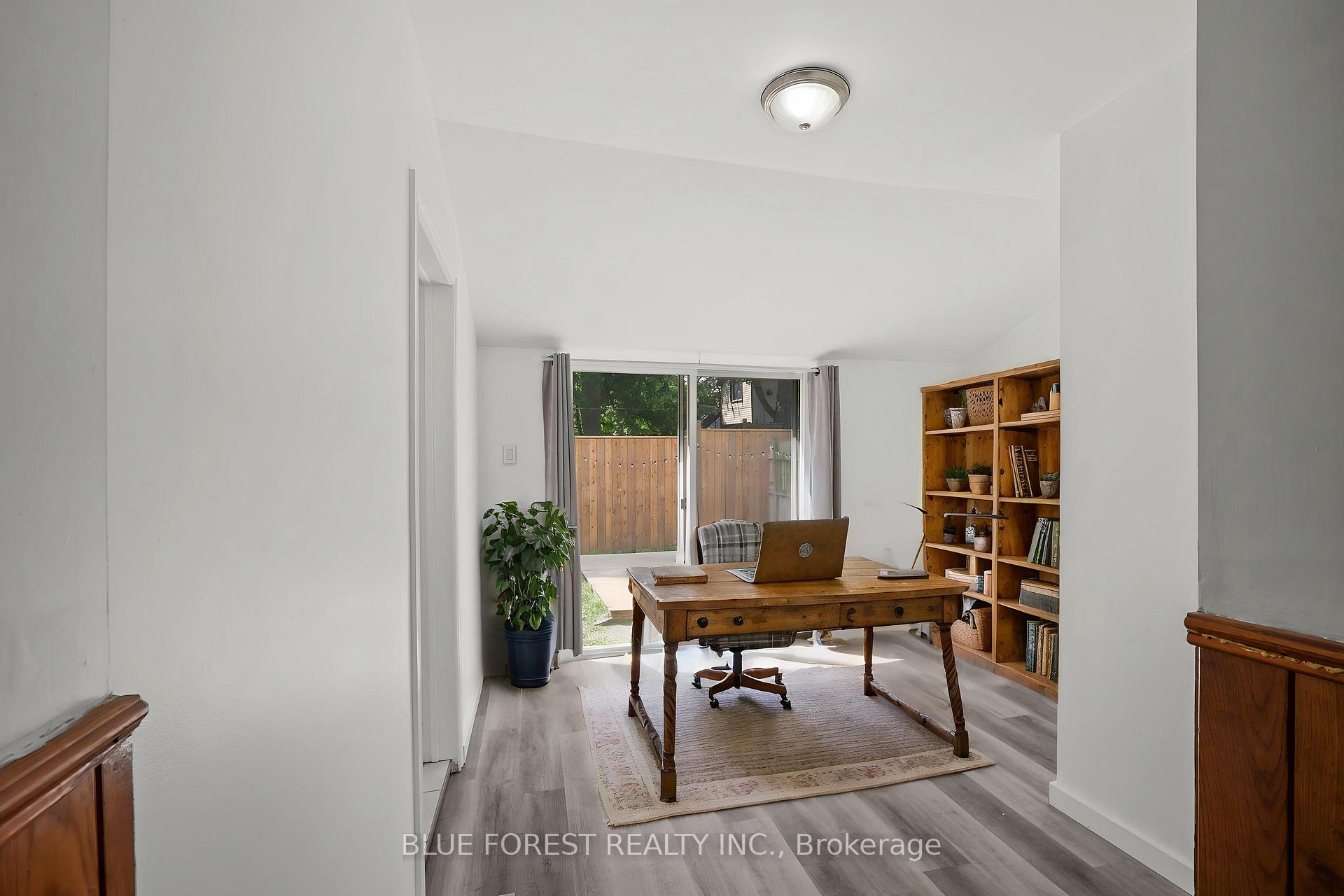 Photo 12 of 508 Hatch Street, Woodstock, Woodstock - South — HOMEH