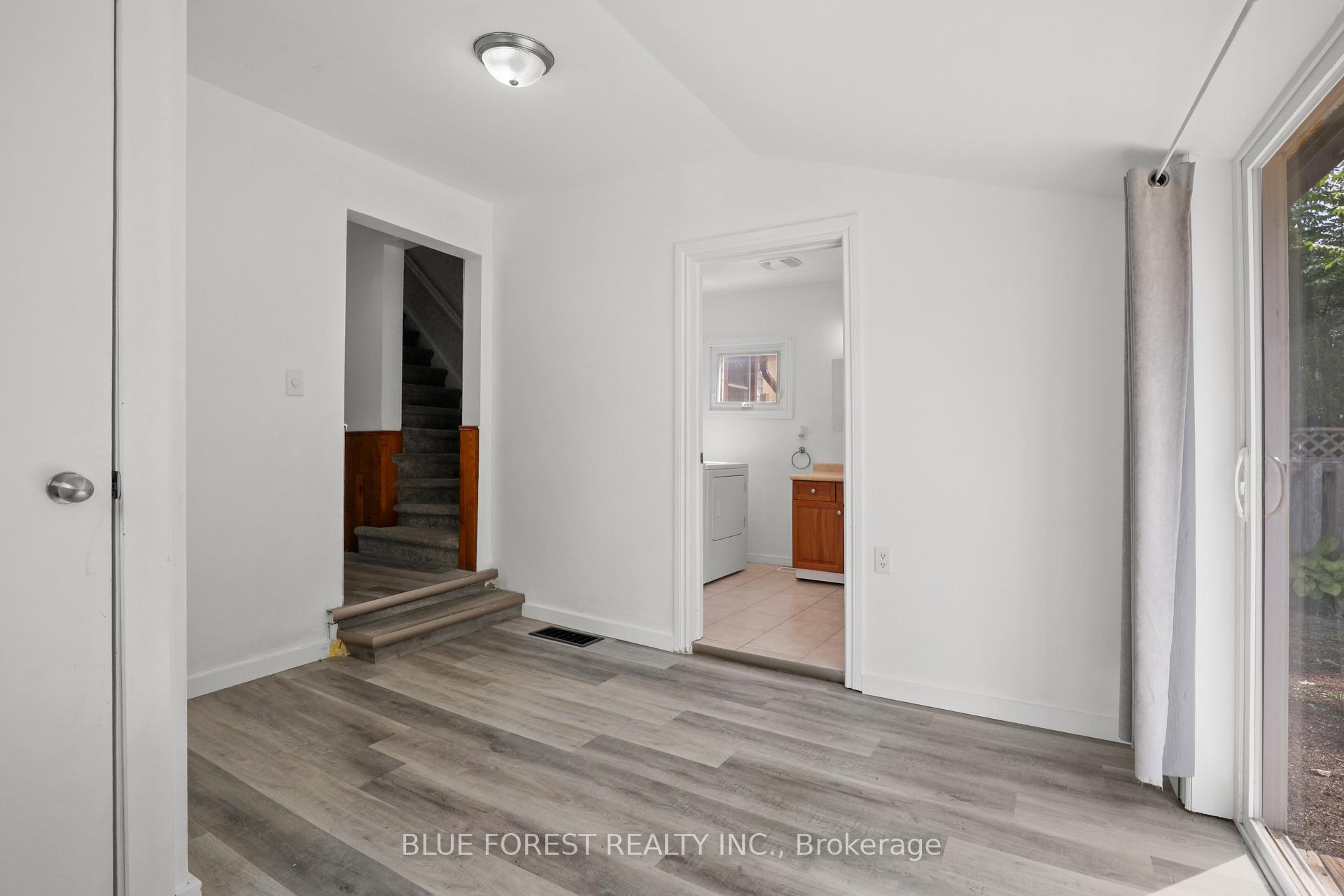Photo 14 of 508 Hatch Street, Woodstock, Woodstock - South — HOMEH