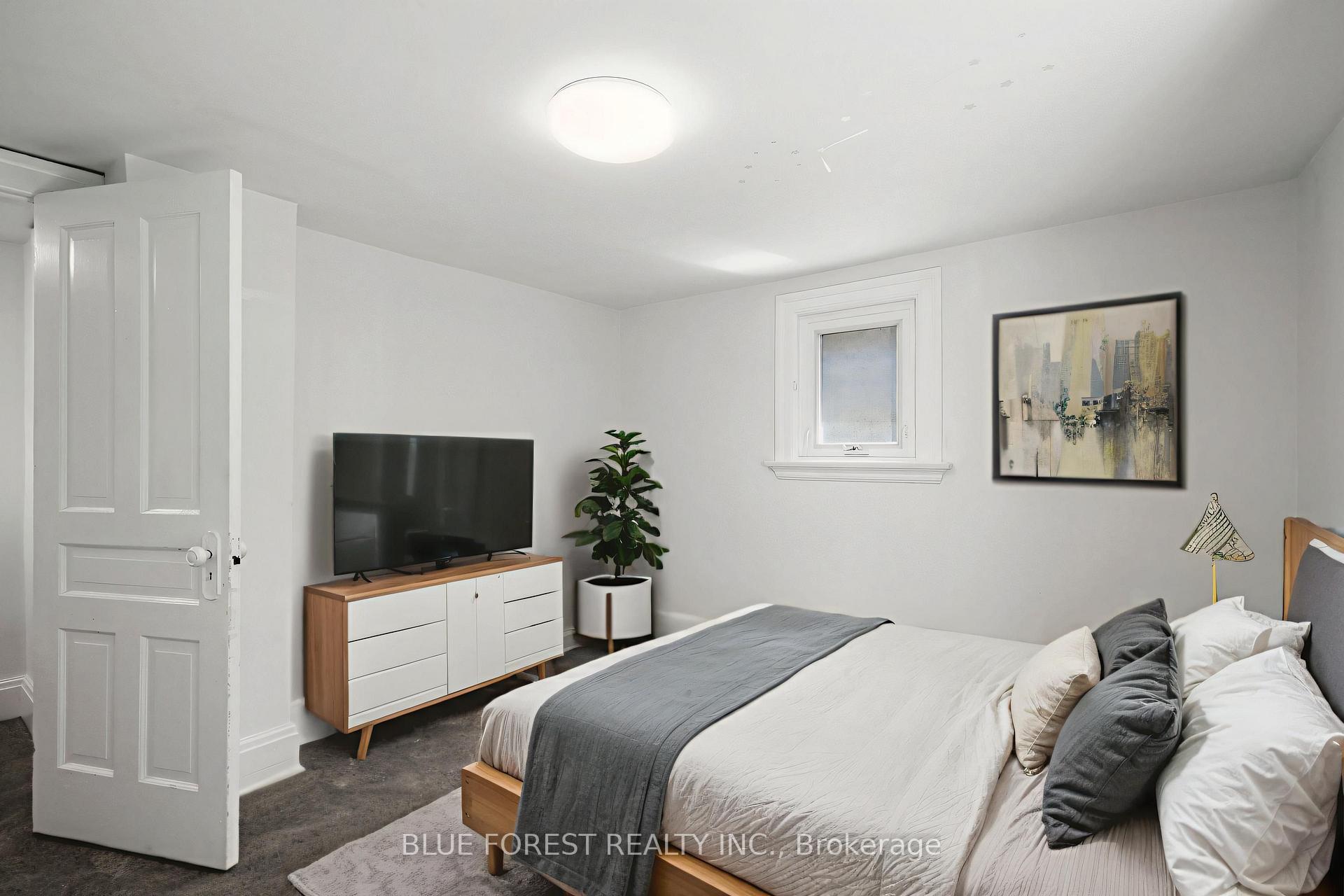 Photo 27 of 508 Hatch Street, Woodstock, Woodstock - South — HOMEH
