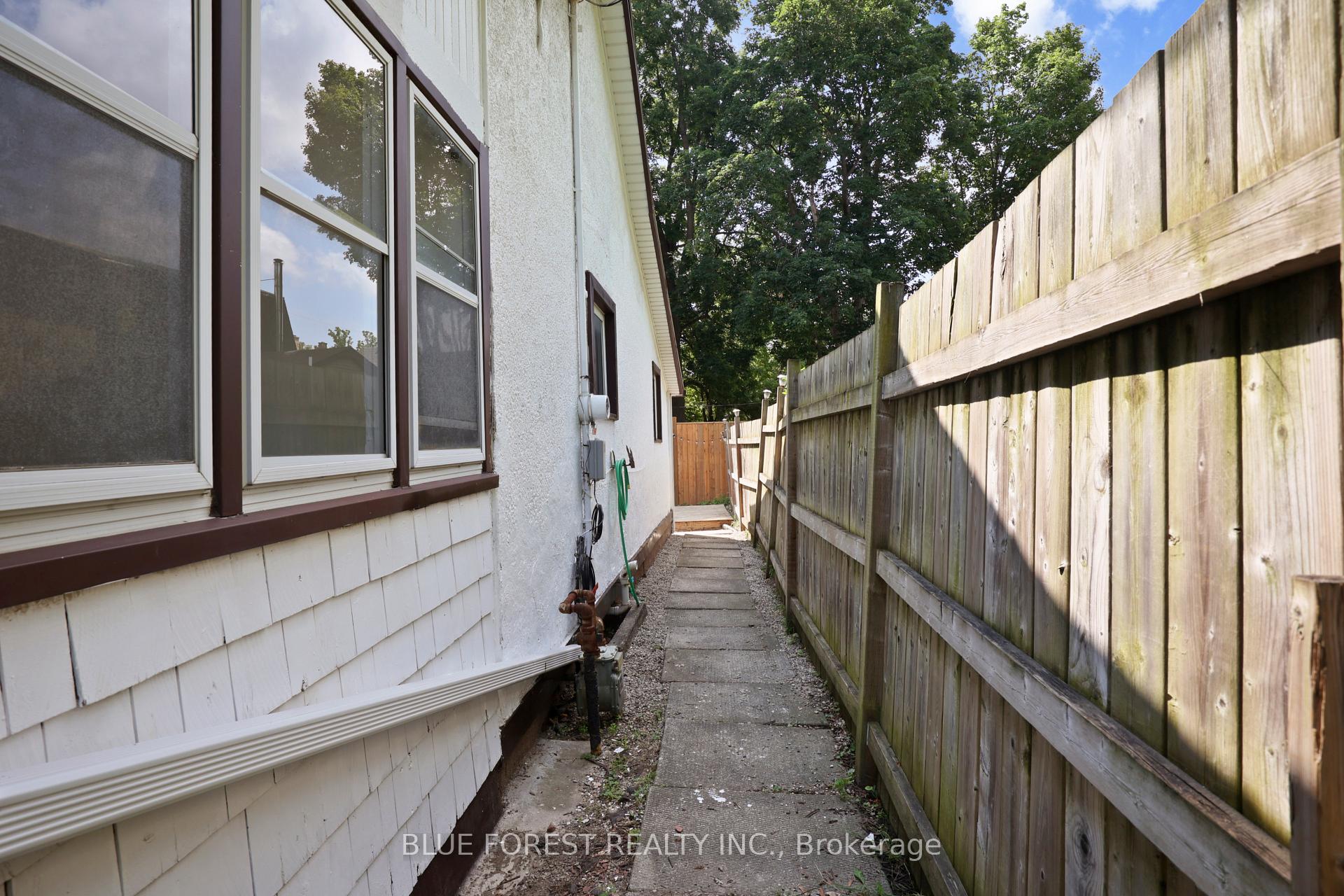 Photo 31 of 508 Hatch Street, Woodstock, Woodstock - South — HOMEH