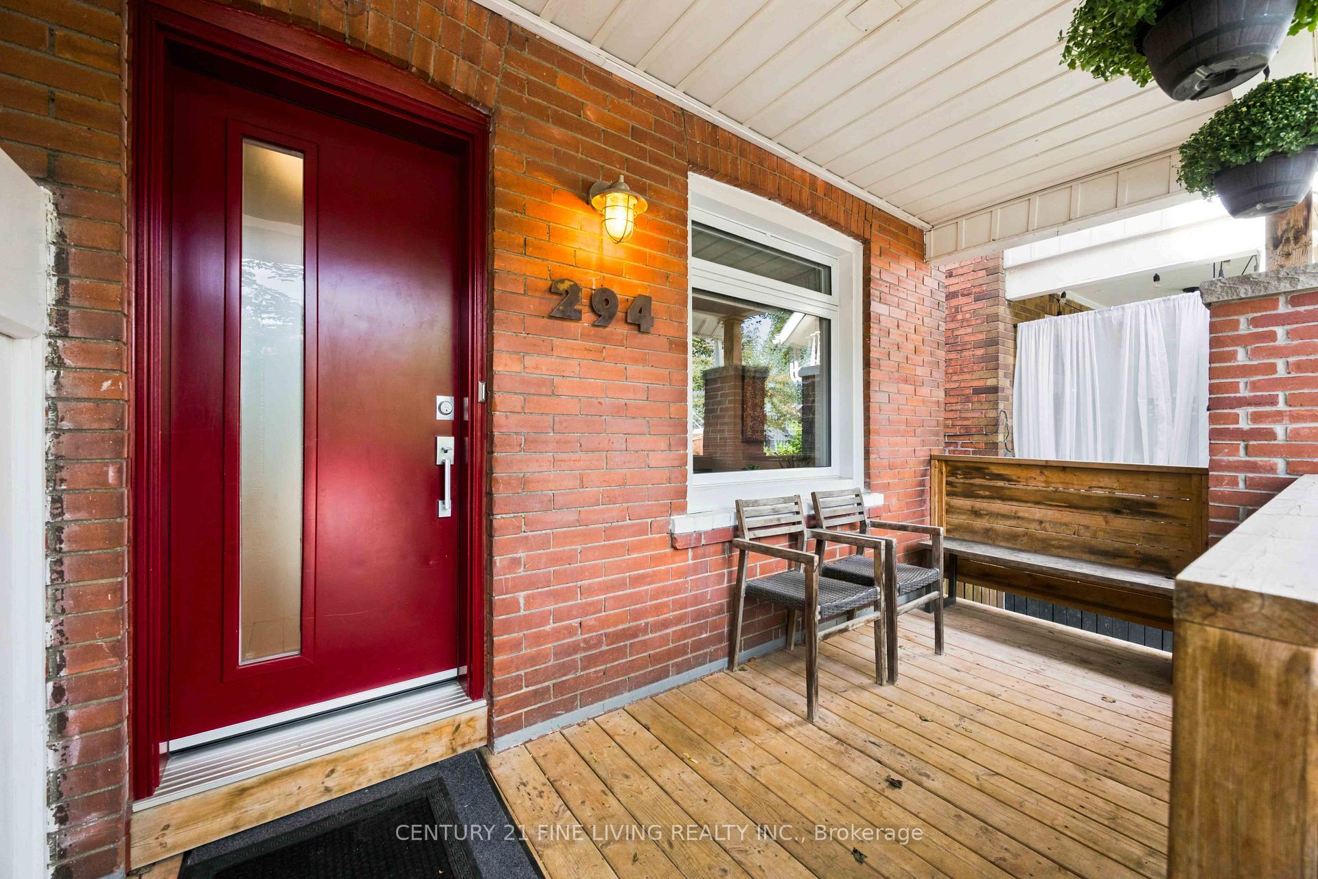 Photo 3 of 294 Gainsborough Road, Toronto, Woodbine Corridor — HOMEH