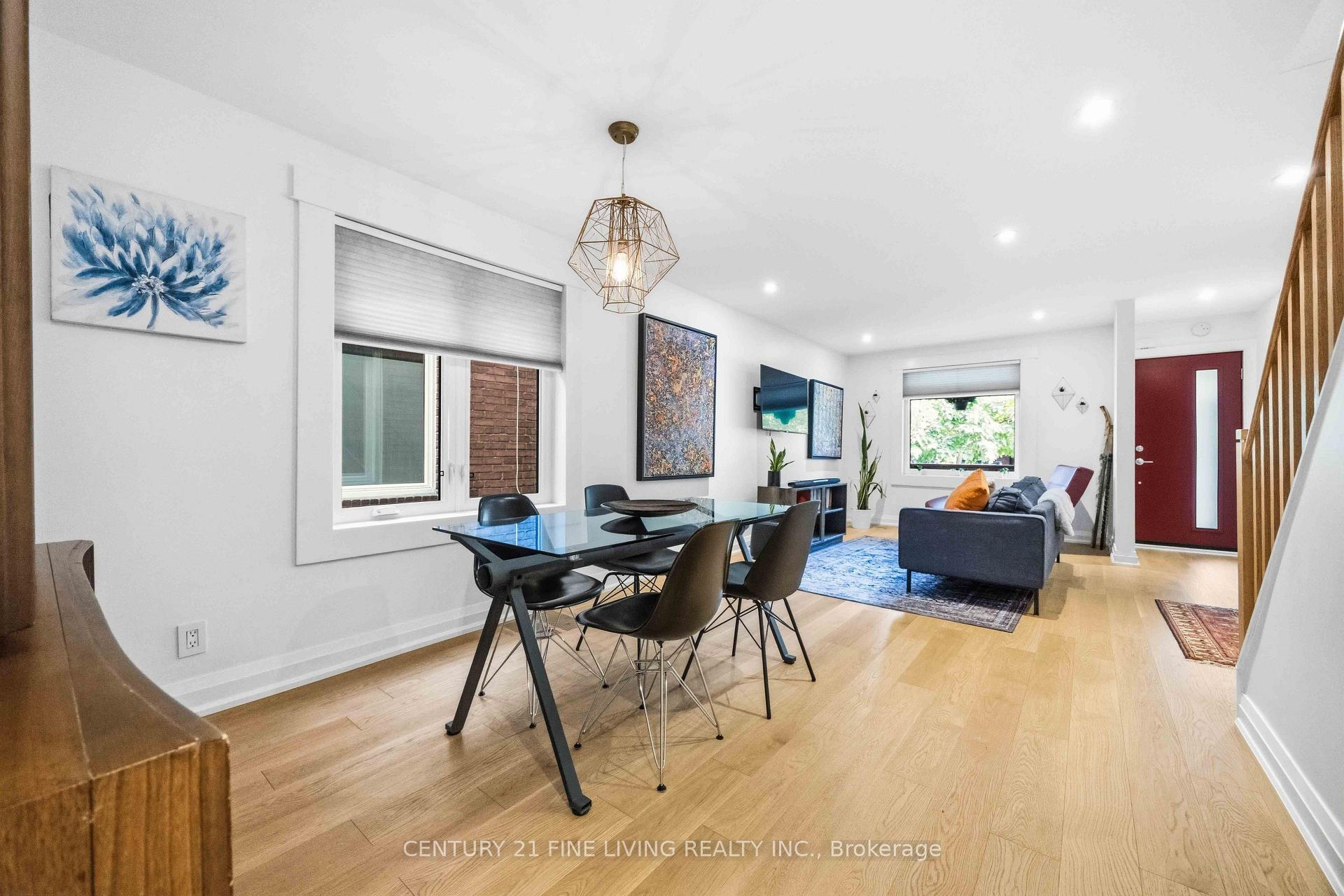 Photo 6 of 294 Gainsborough Road, Toronto, Woodbine Corridor — HOMEH