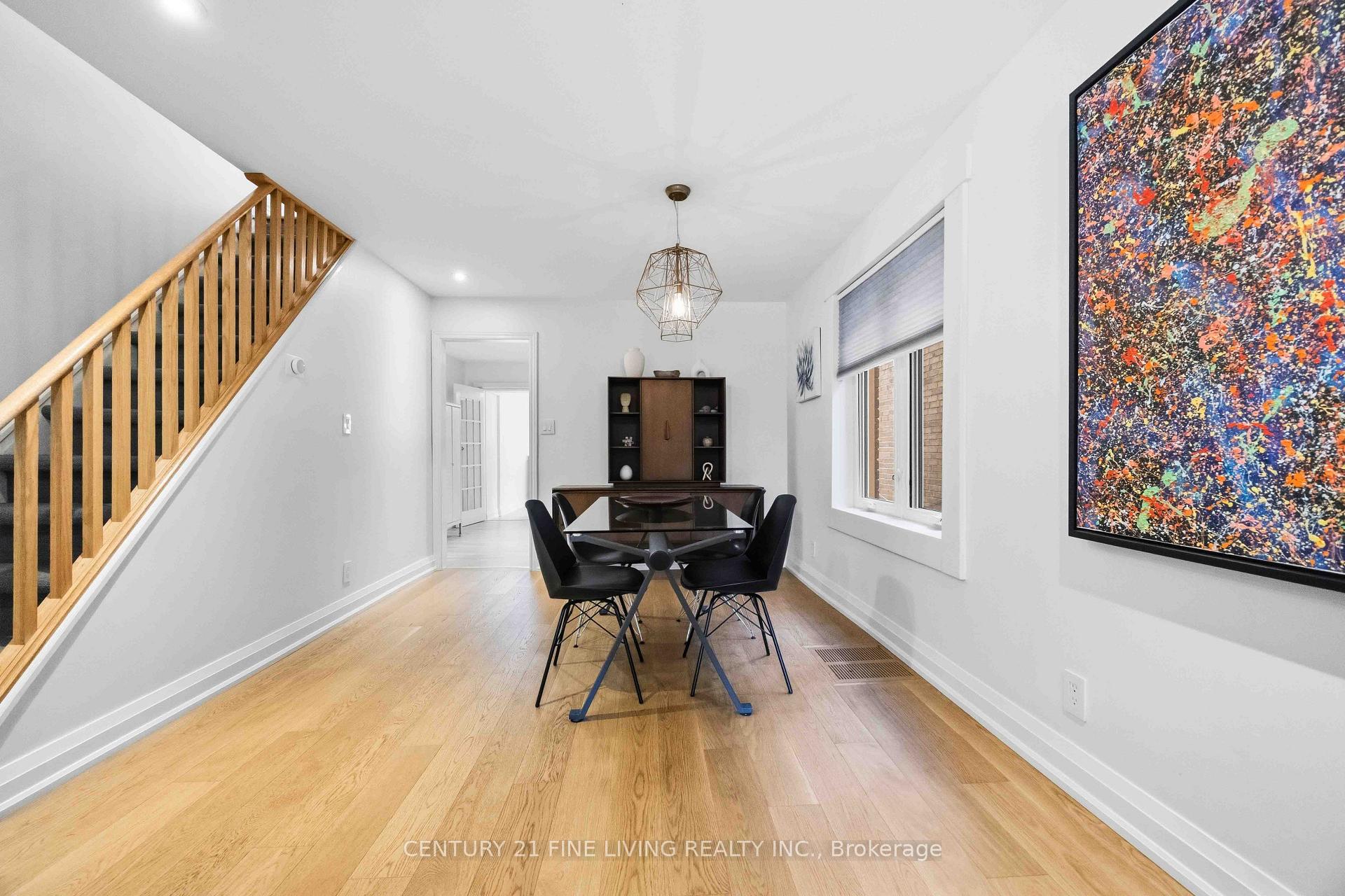 Photo 14 of 294 Gainsborough Road, Toronto, Woodbine Corridor — HOMEH
