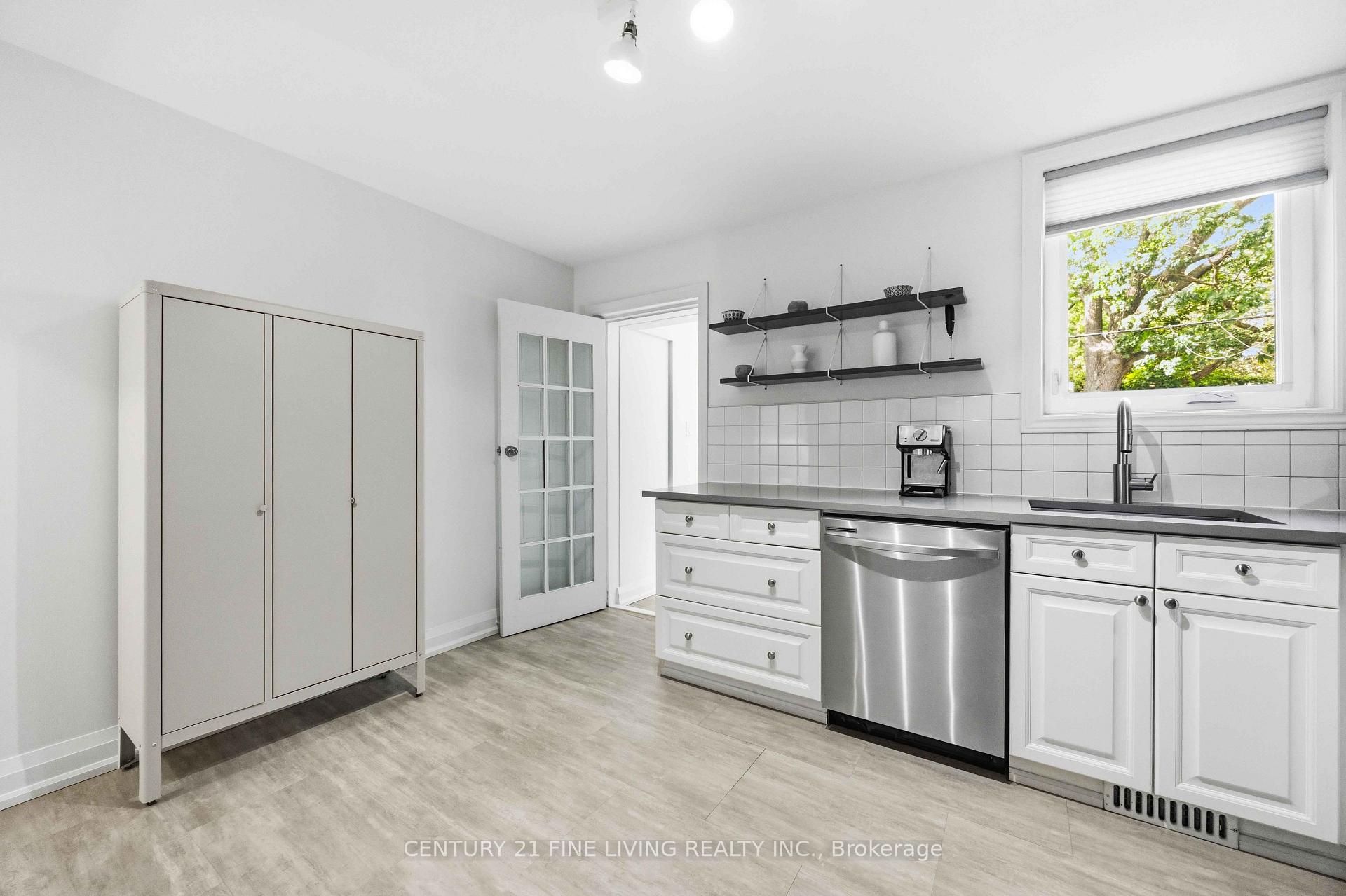 Photo 19 of 294 Gainsborough Road, Toronto, Woodbine Corridor — HOMEH