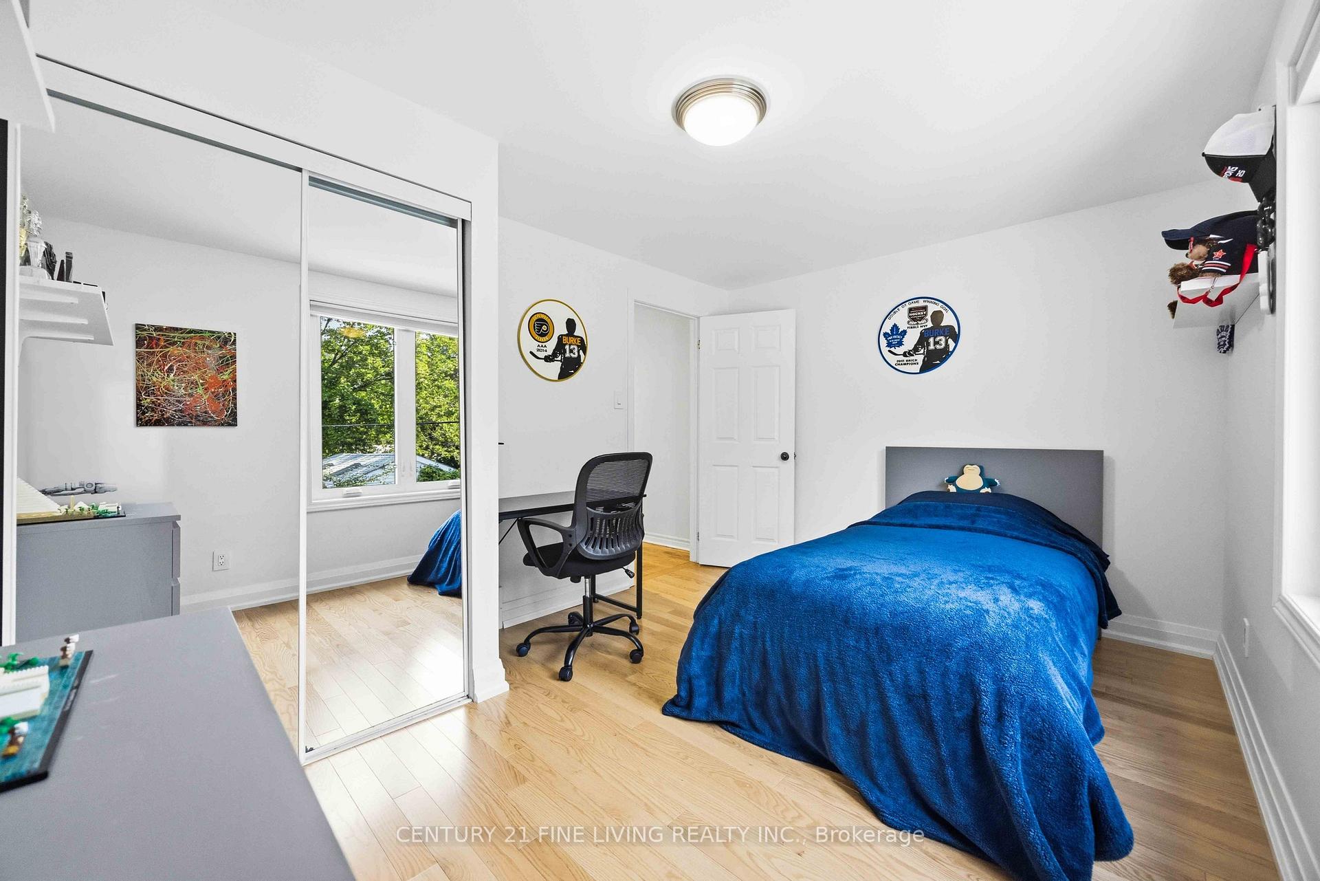 Photo 28 of 294 Gainsborough Road, Toronto, Woodbine Corridor — HOMEH