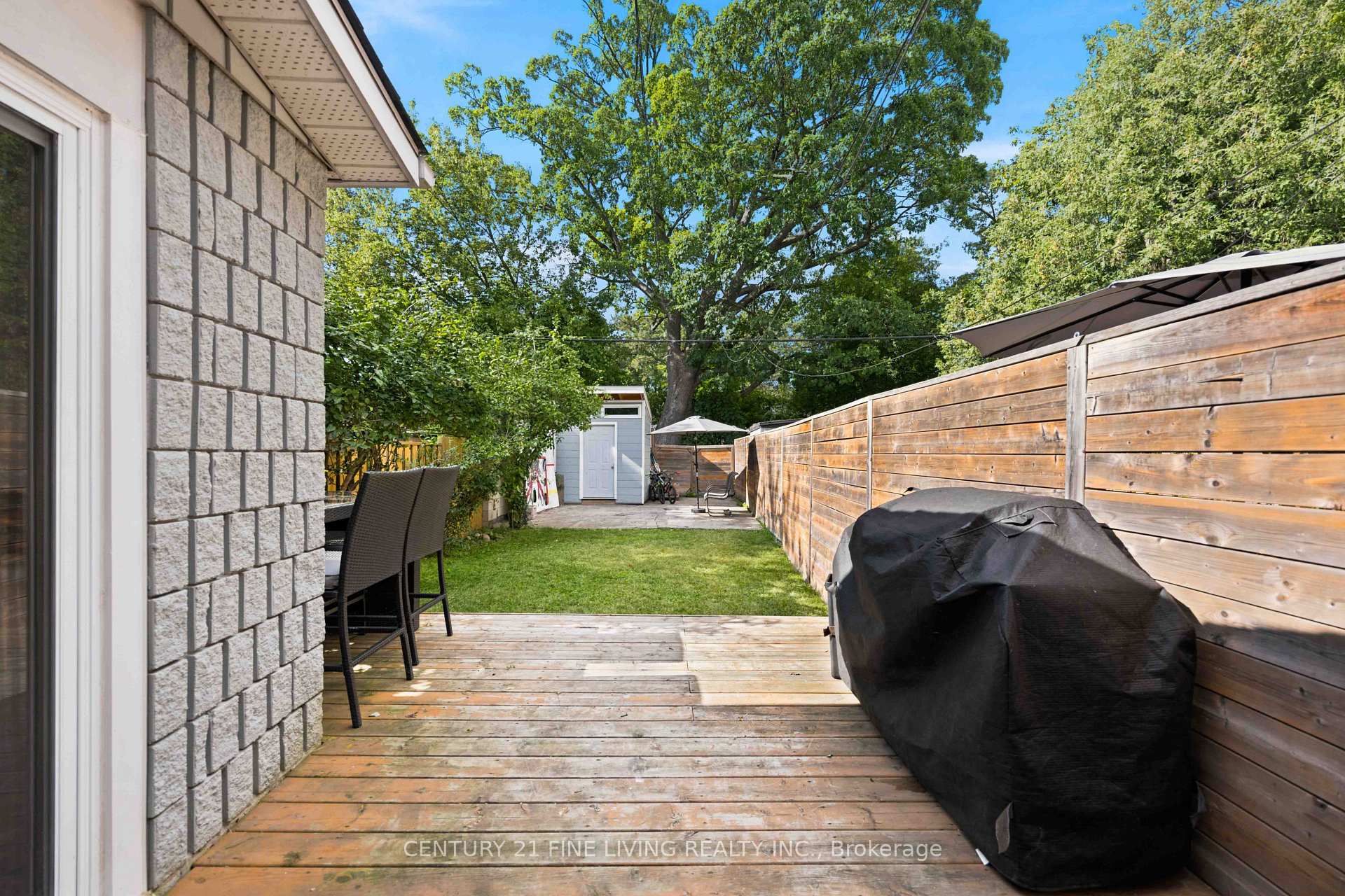 Photo 43 of 294 Gainsborough Road, Toronto, Woodbine Corridor — HOMEH