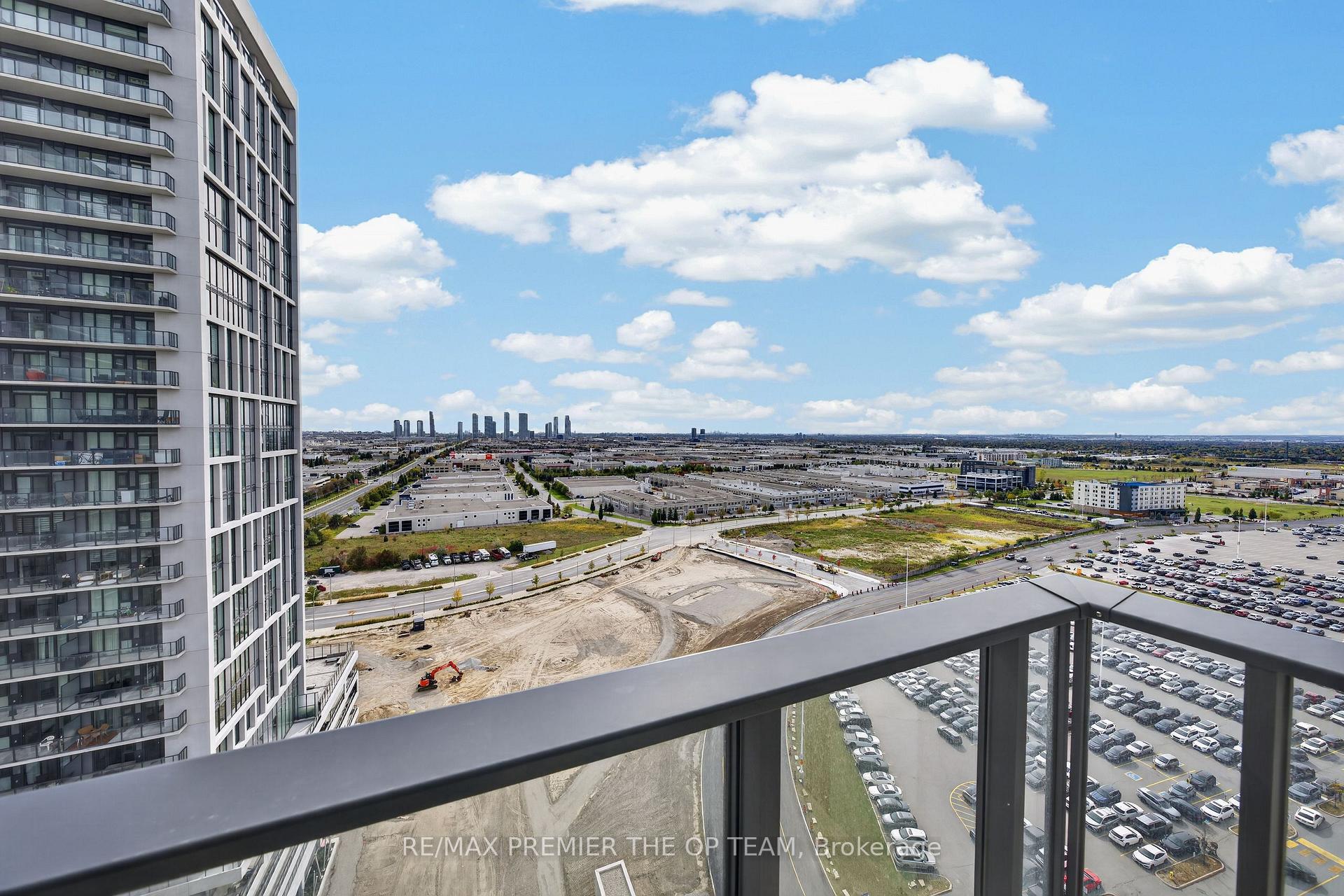 Photo 26 of Unit 1804, 27 Korda Gate, Vaughan, Vellore Village — HOMEH