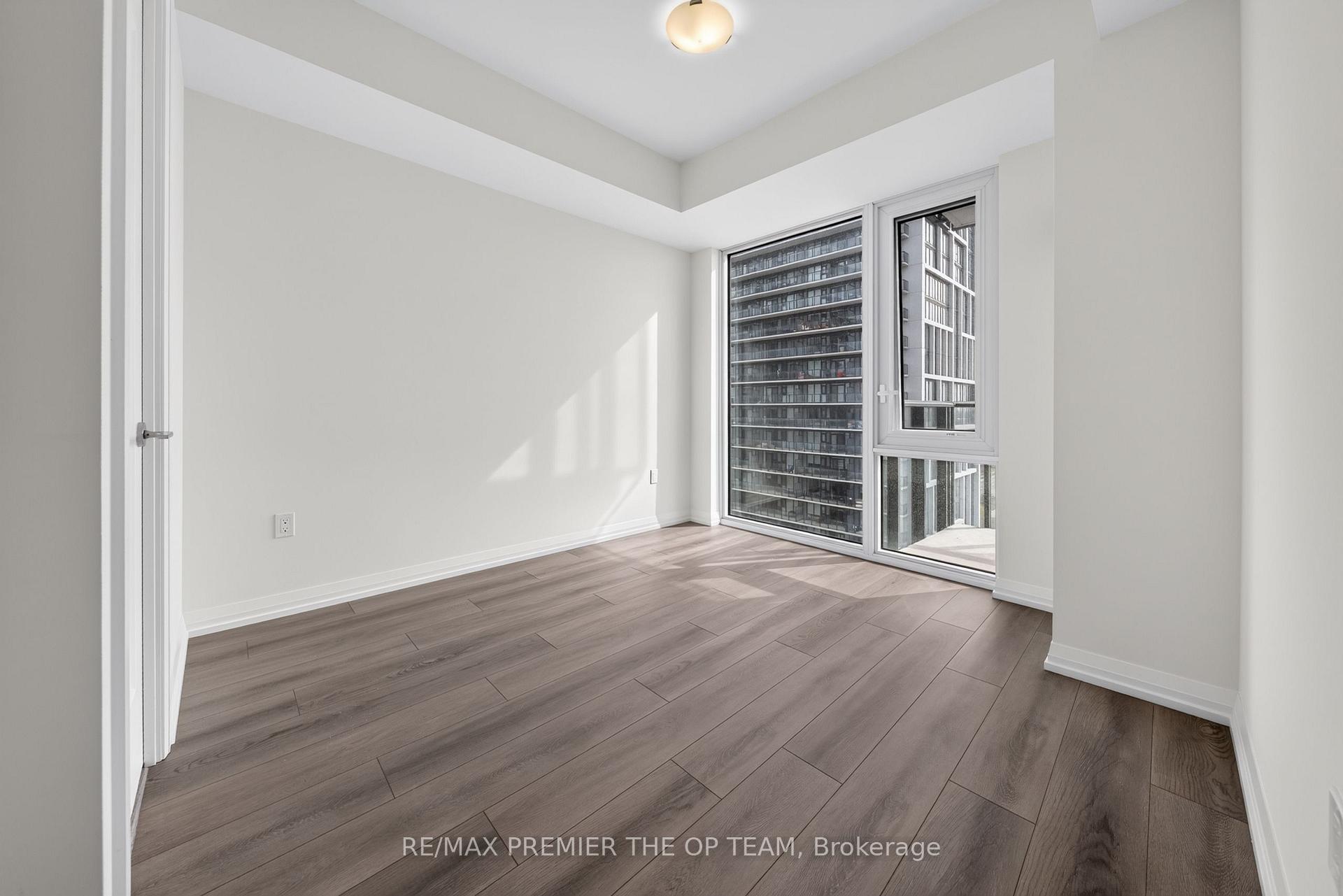 Photo 27 of Unit 1804, 27 Korda Gate, Vaughan, Vellore Village — HOMEH