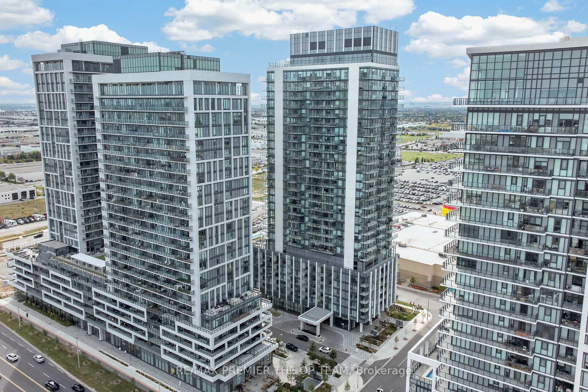 Photo 37 of Unit 1804, 27 Korda Gate, Vaughan, Vellore Village — HOMEH