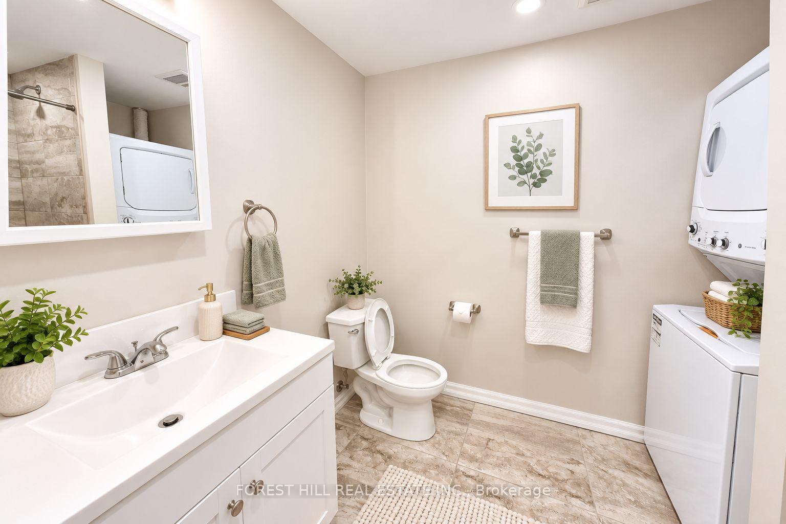 Photo 8 of Unit Bsmt, 136 Esther Crescent, Vaughan, Crestwood-Springfarm-Yorkhill — HOMEH
