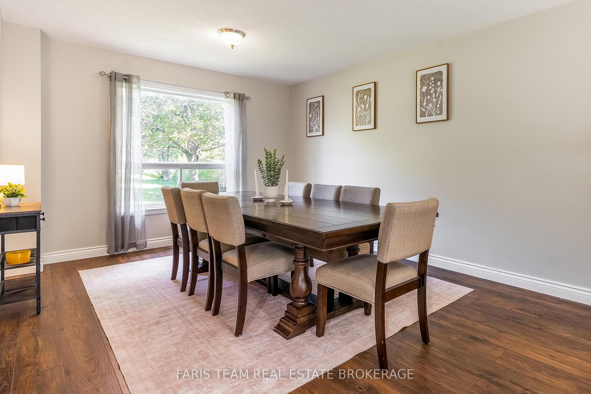 Photo 8 of 56 Procee Circle, Oro-Medonte, Craighurst — HOMEH