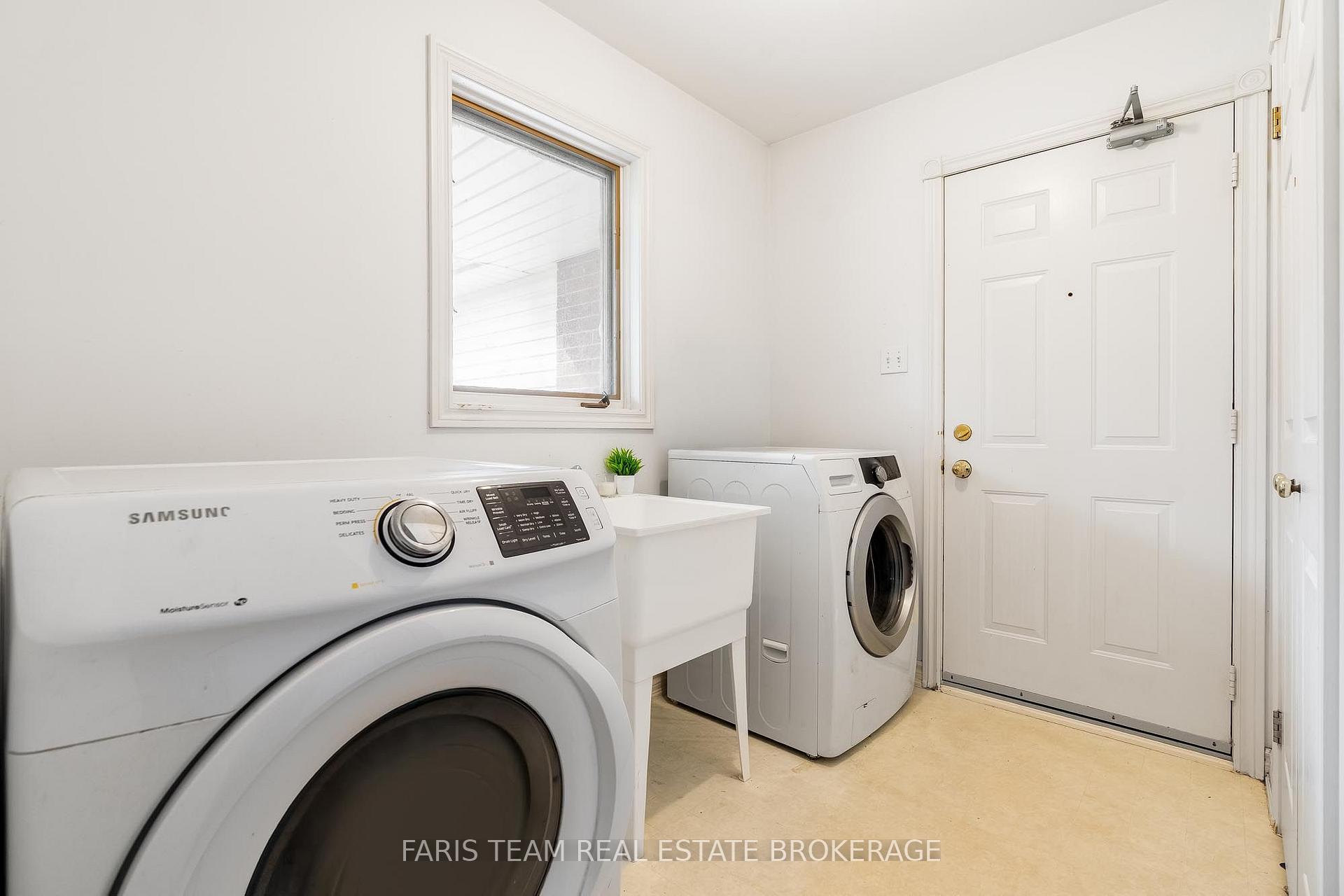 Photo 12 of 56 Procee Circle, Oro-Medonte, Craighurst — HOMEH