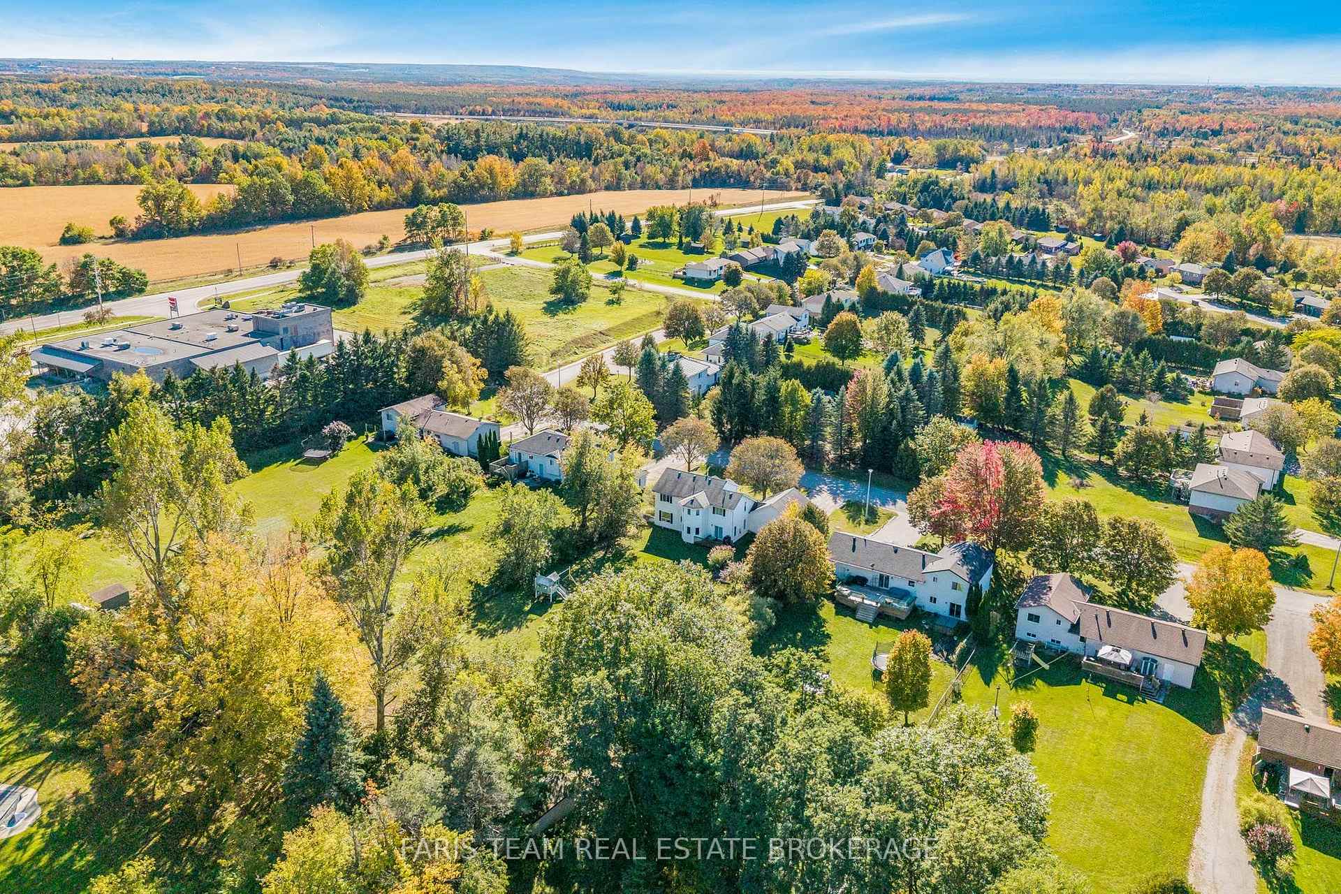 Photo 26 of 56 Procee Circle, Oro-Medonte, Craighurst — HOMEH