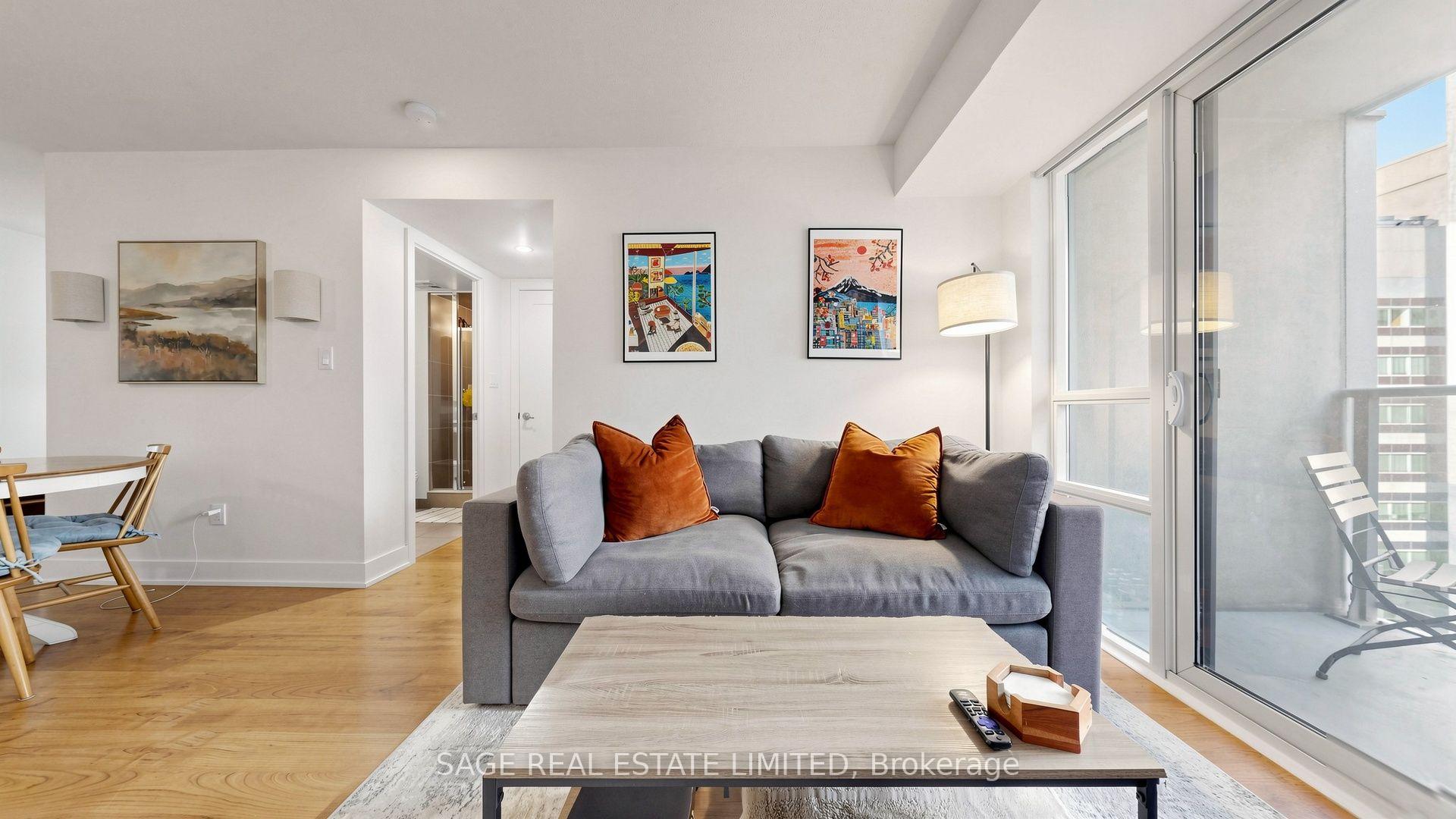 Photo 5 of Unit 1007, 20 Blue Jays Way, Toronto, Waterfront Communities — HOMEH