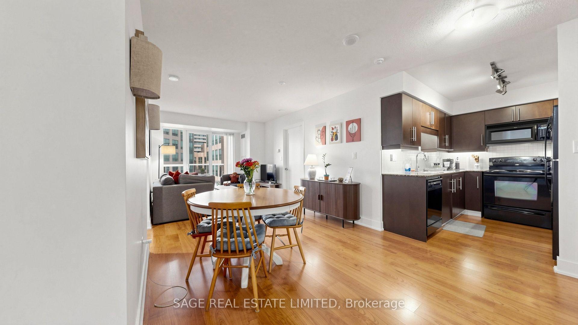 Photo 9 of Unit 1007, 20 Blue Jays Way, Toronto, Waterfront Communities — HOMEH