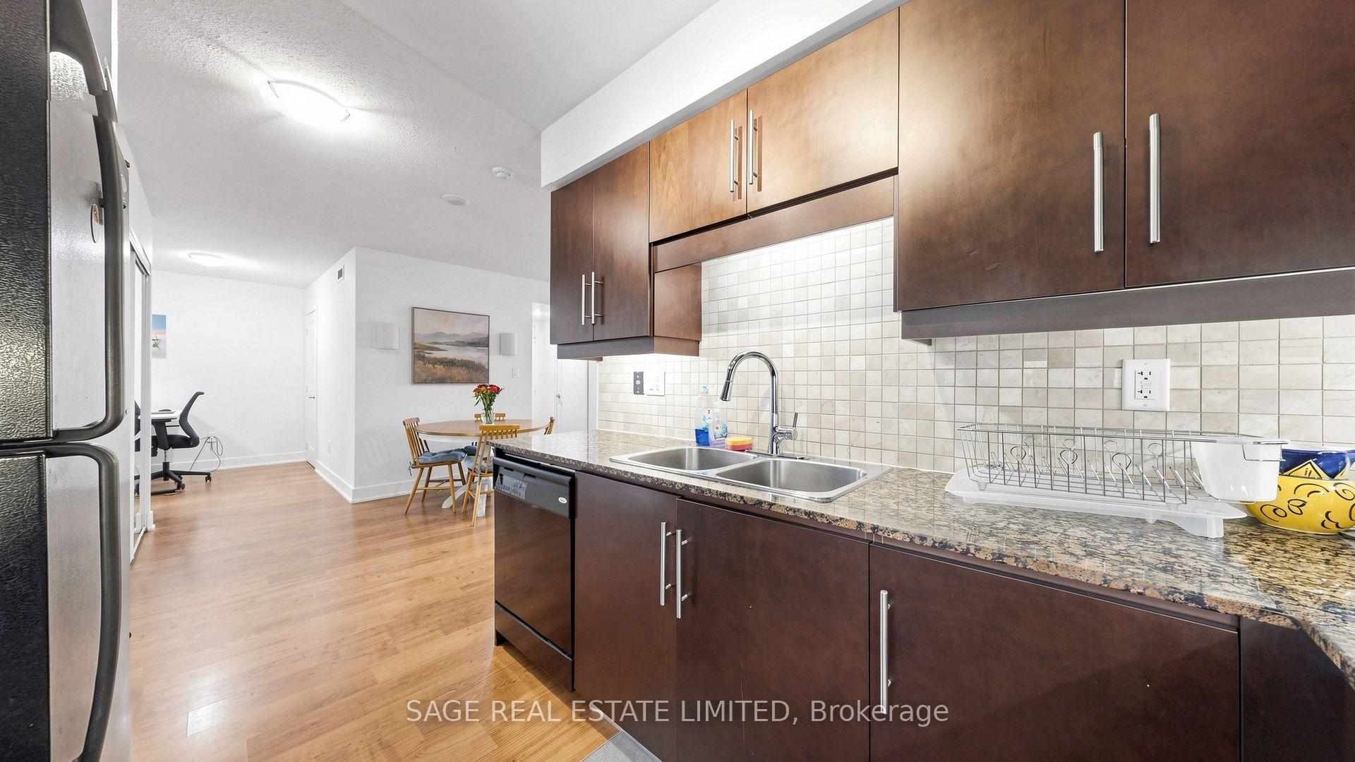 Photo 11 of Unit 1007, 20 Blue Jays Way, Toronto, Waterfront Communities — HOMEH
