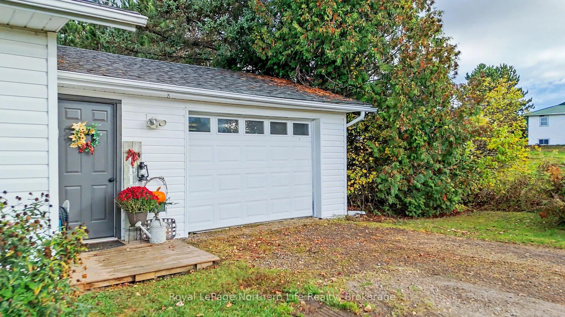 Photo 4 of 57 Homestead Road, Calvin — HOMEH
