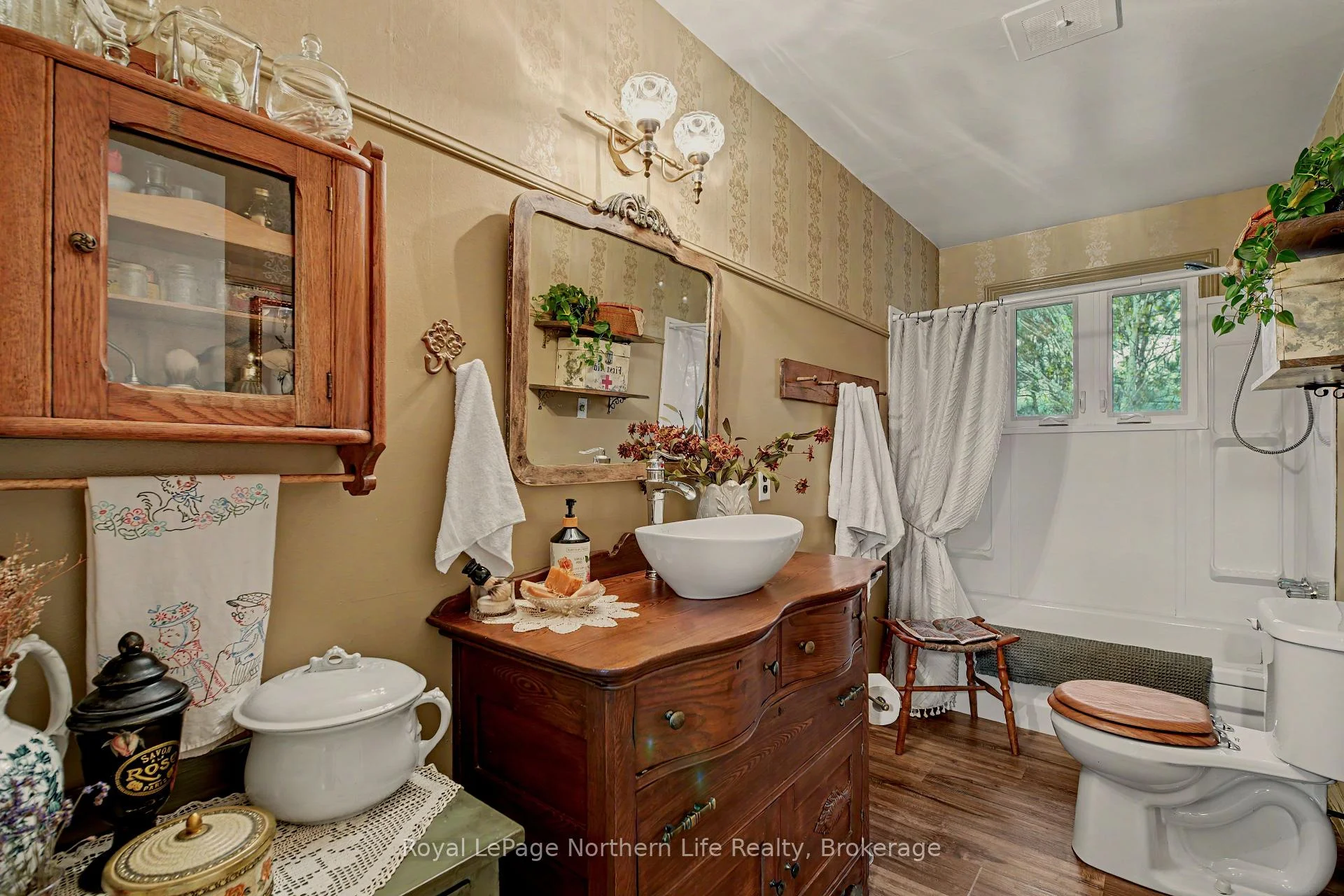 Photo 34 of 57 Homestead Road, Calvin — HOMEH