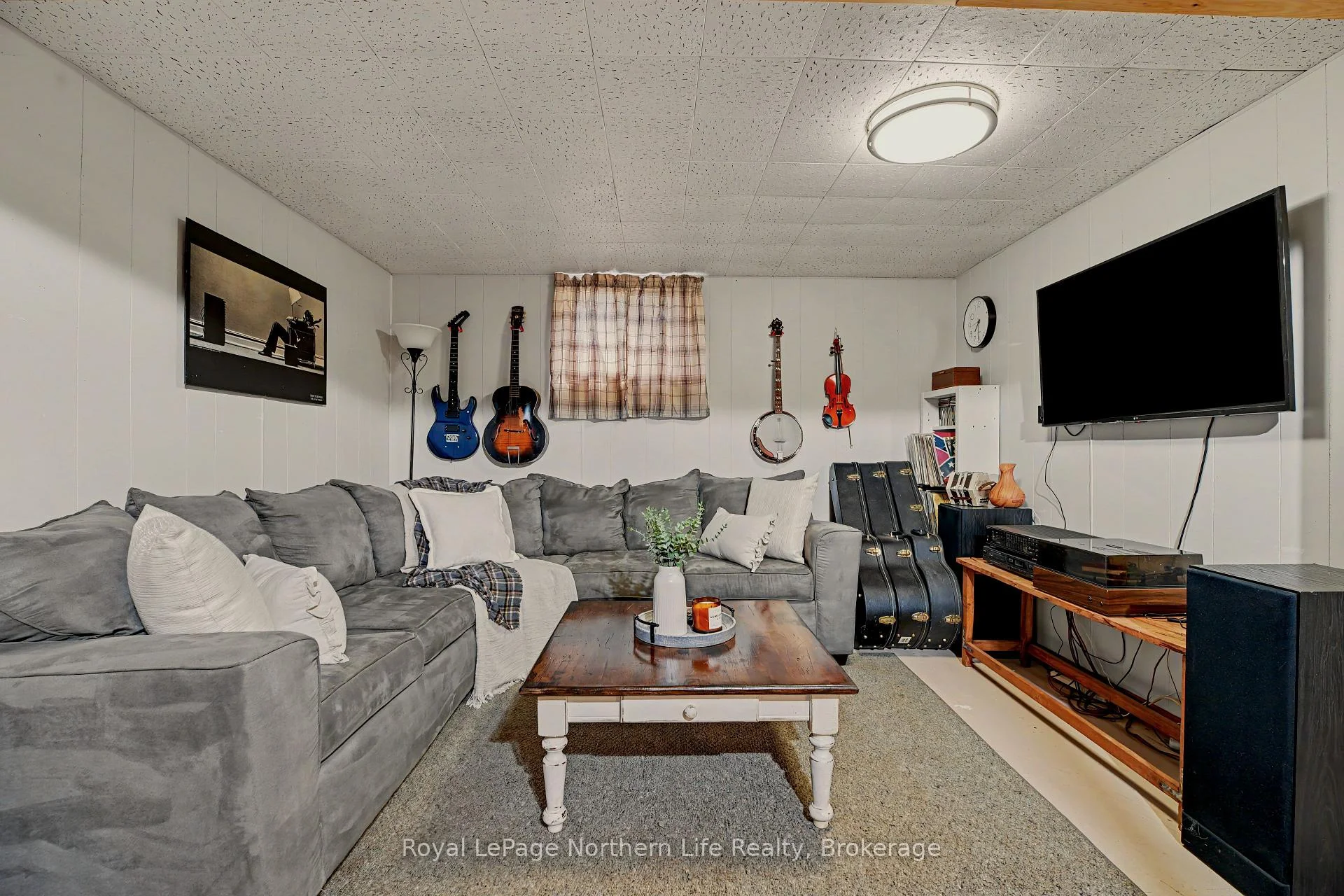 Photo 50 of 57 Homestead Road, Calvin — HOMEH
