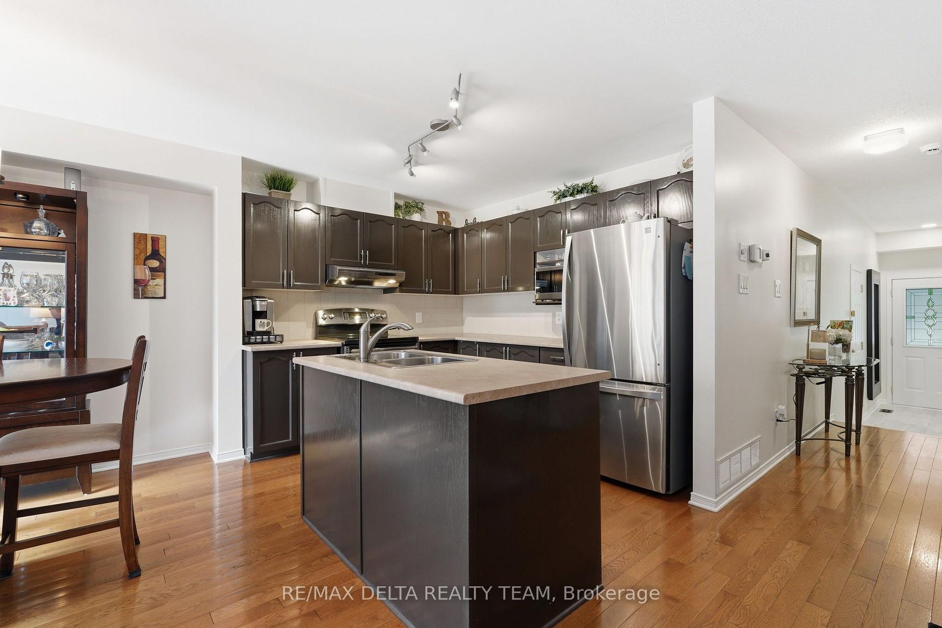 Photo 5 of 64 Collington Street, Ottawa, Barrhaven East — HOMEH