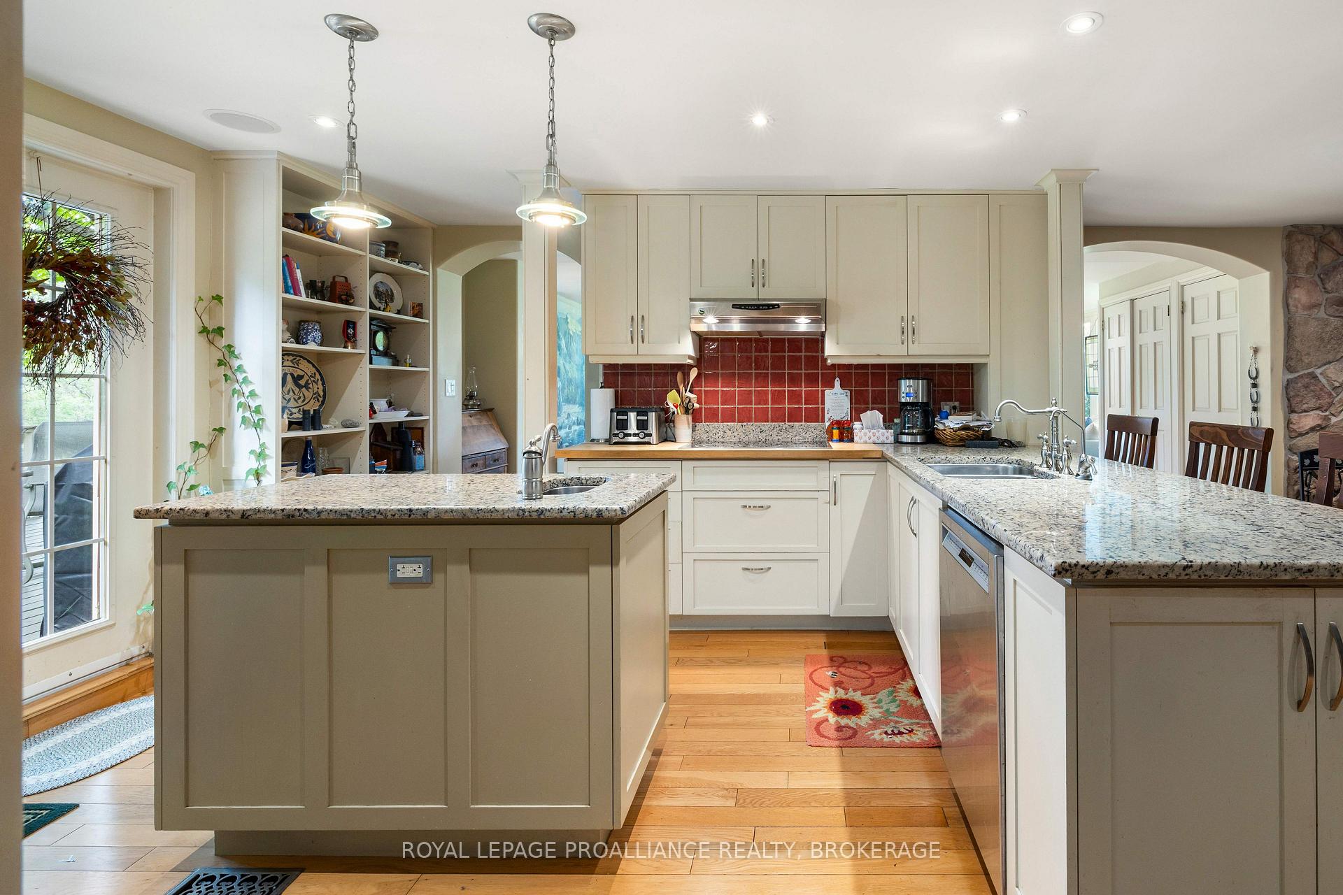 Photo 6 of 3330 Amey Road, Frontenac, Frontenac South — HOMEH