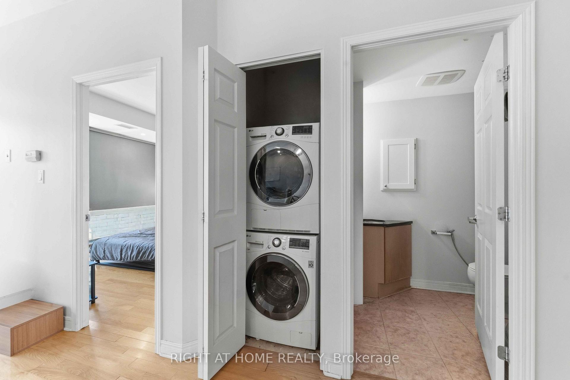 Photo 11 of Unit 1009, 134 York Street, Ottawa, Lower Town/Byward Market — HOMEH