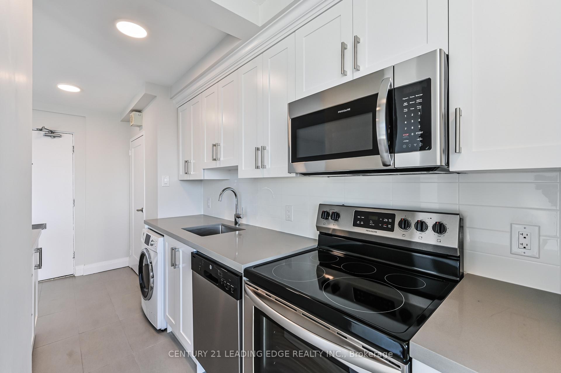 Photo 4 of Unit 5G, 20 Prince Arthur Avenue, Toronto, The Annex — HOMEH