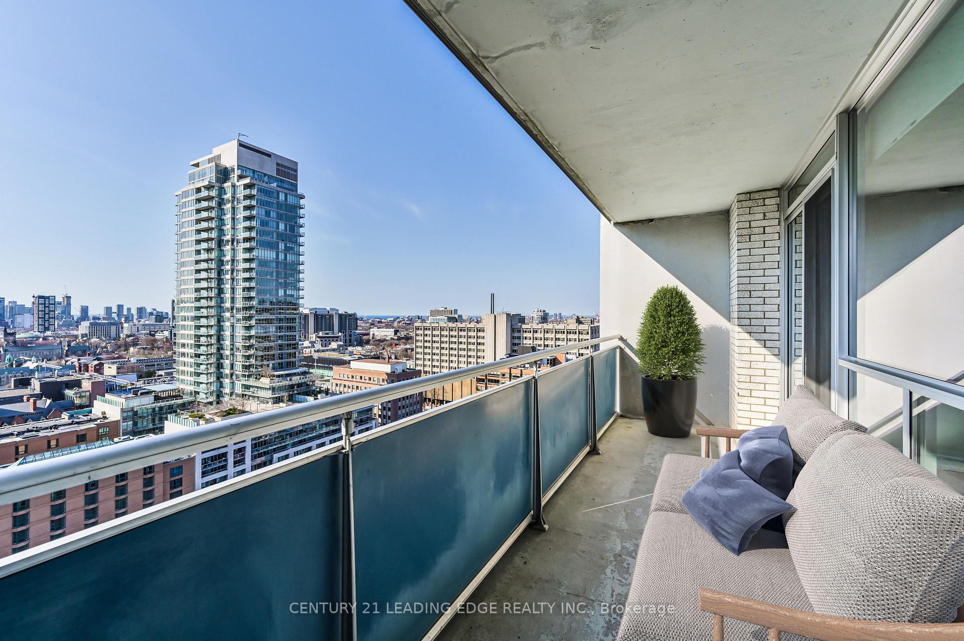 Photo 7 of Unit 5G, 20 Prince Arthur Avenue, Toronto, The Annex — HOMEH