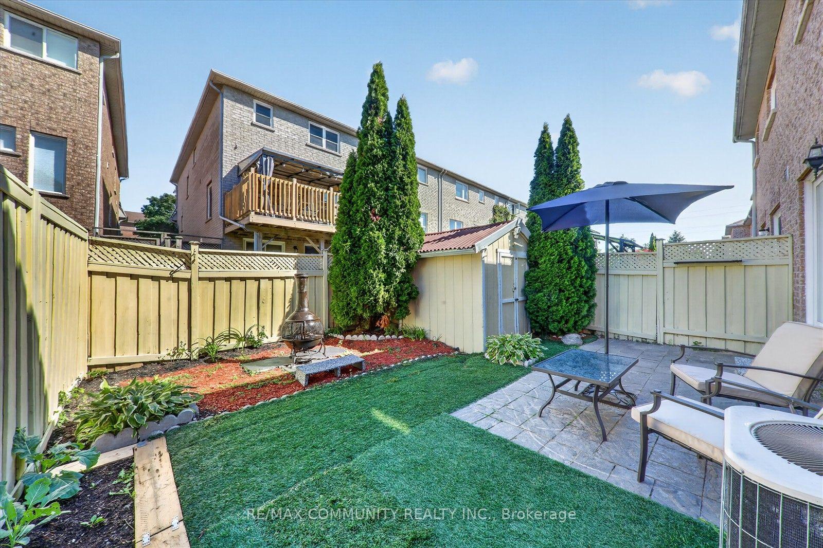 Photo 37 of 82 Burgeess Crescent, Newmarket, Summerhill Estates — HOMEH