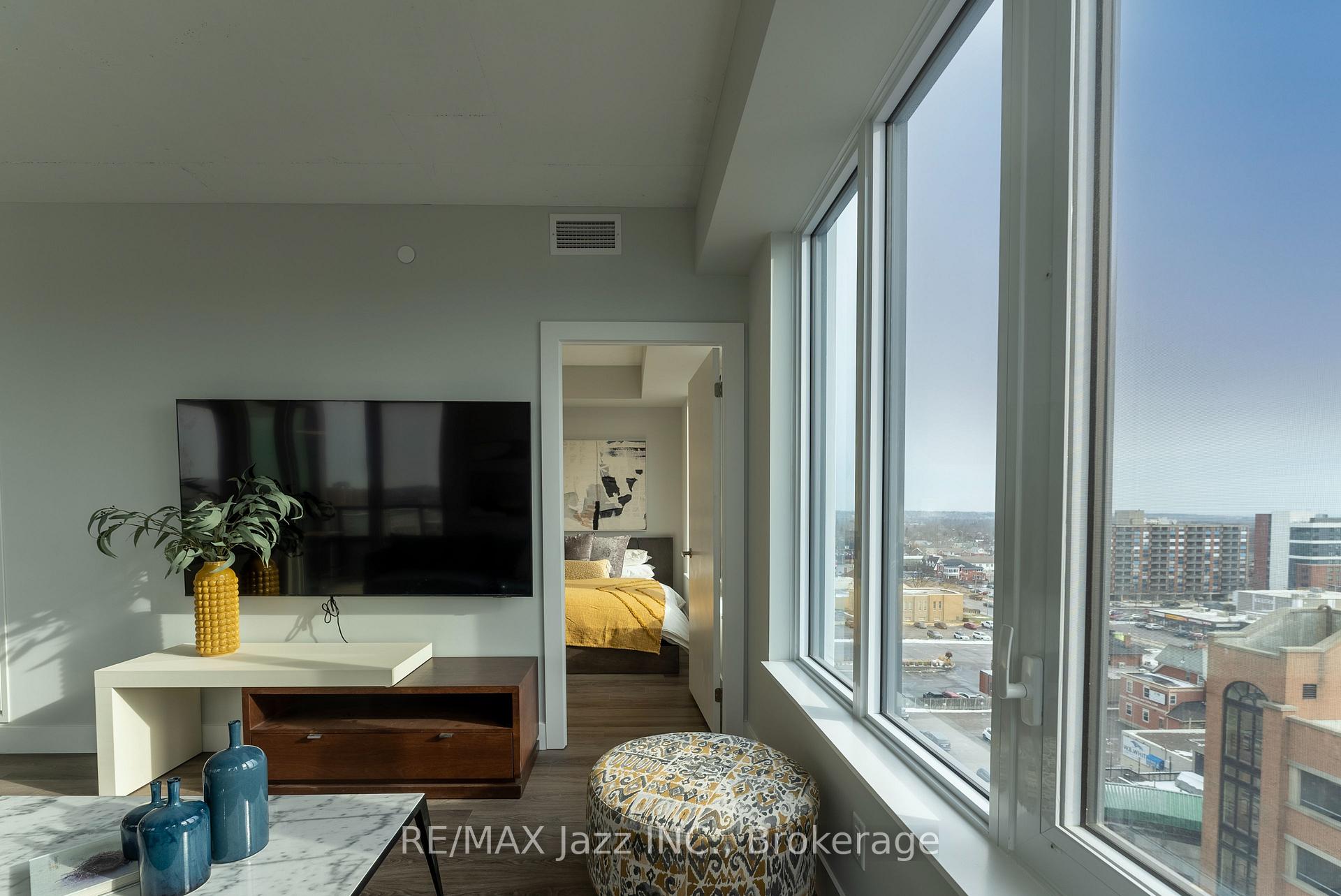 Photo 8 of Unit 1508, 80 Bond Street E, Oshawa, O'Neill — HOMEH