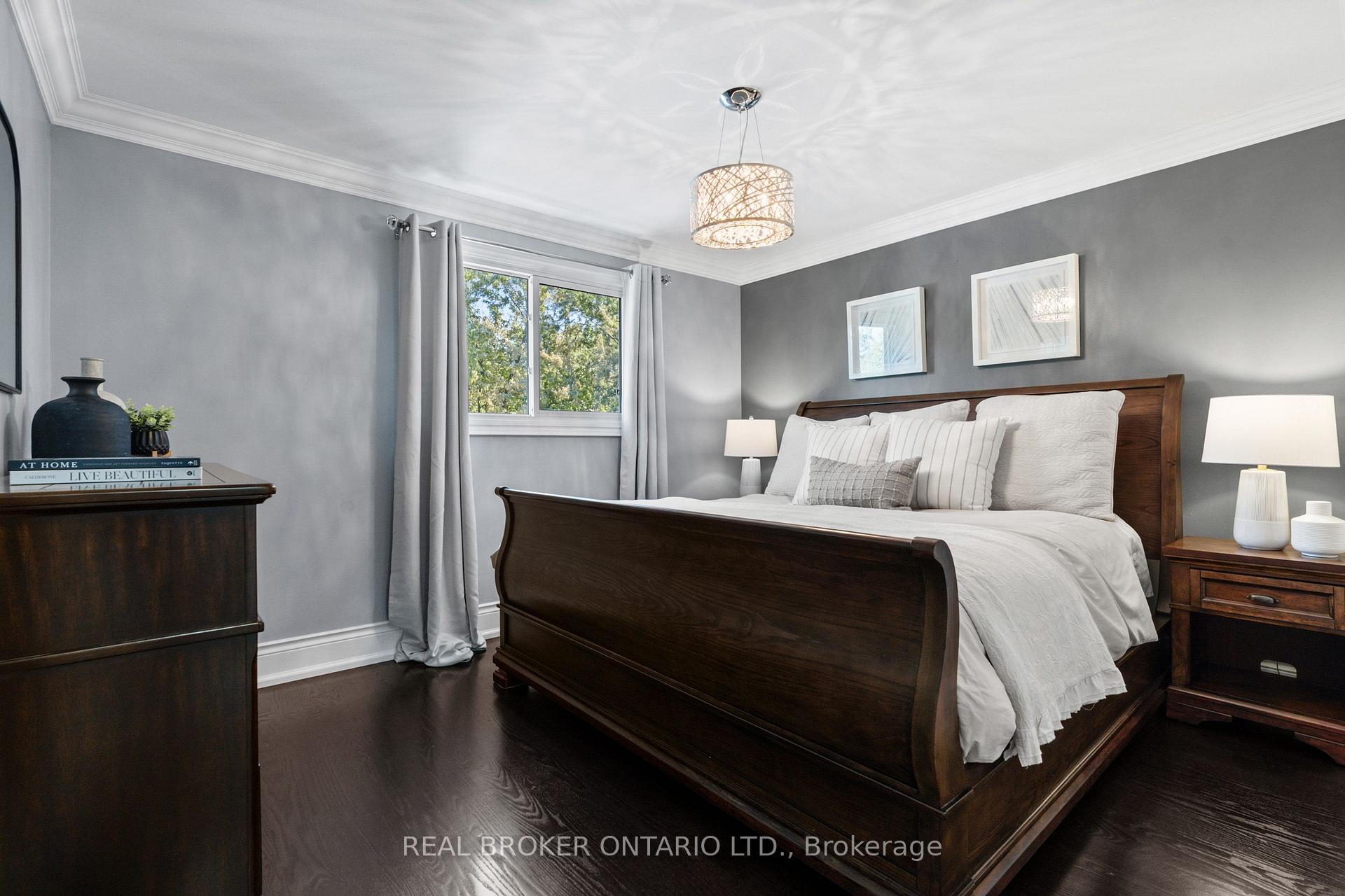 Photo 15 of 3952 Bishopstoke Lane, Mississauga, Rathwood — HOMEH