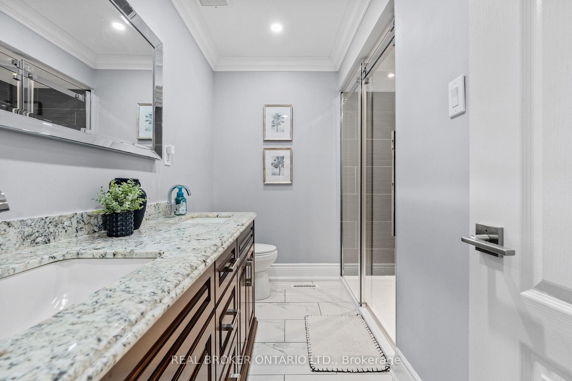 Photo 19 of 3952 Bishopstoke Lane, Mississauga, Rathwood — HOMEH