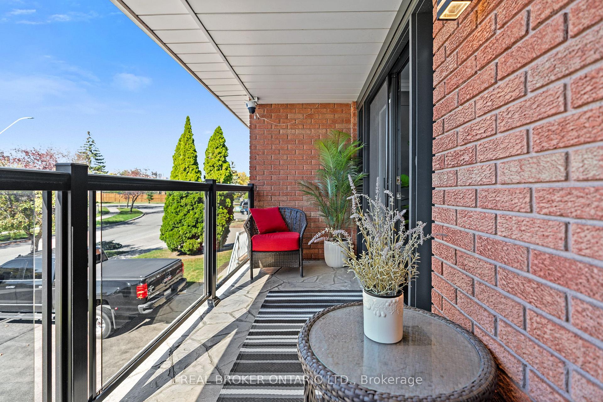 Photo 31 of 3952 Bishopstoke Lane, Mississauga, Rathwood — HOMEH