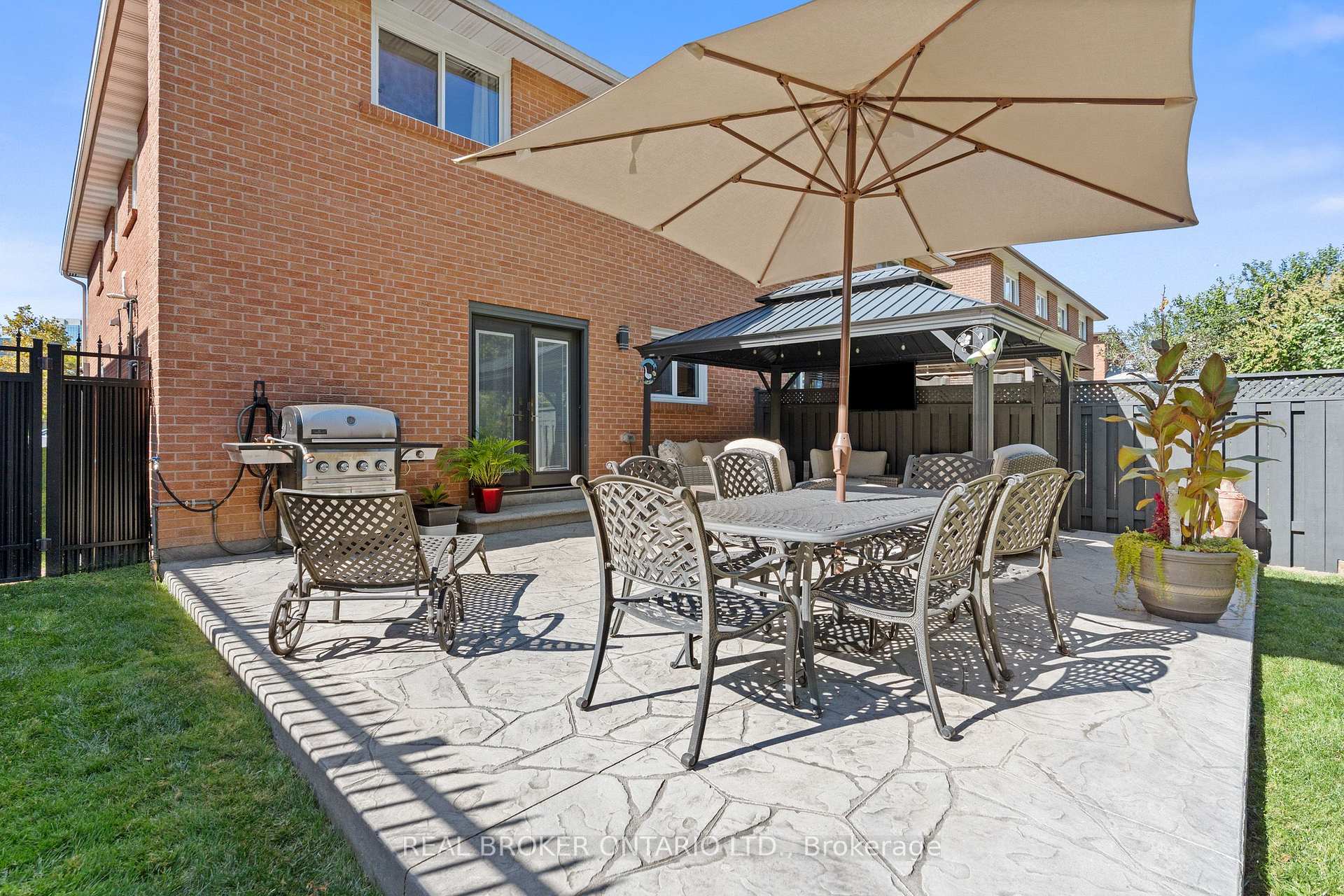 Photo 33 of 3952 Bishopstoke Lane, Mississauga, Rathwood — HOMEH