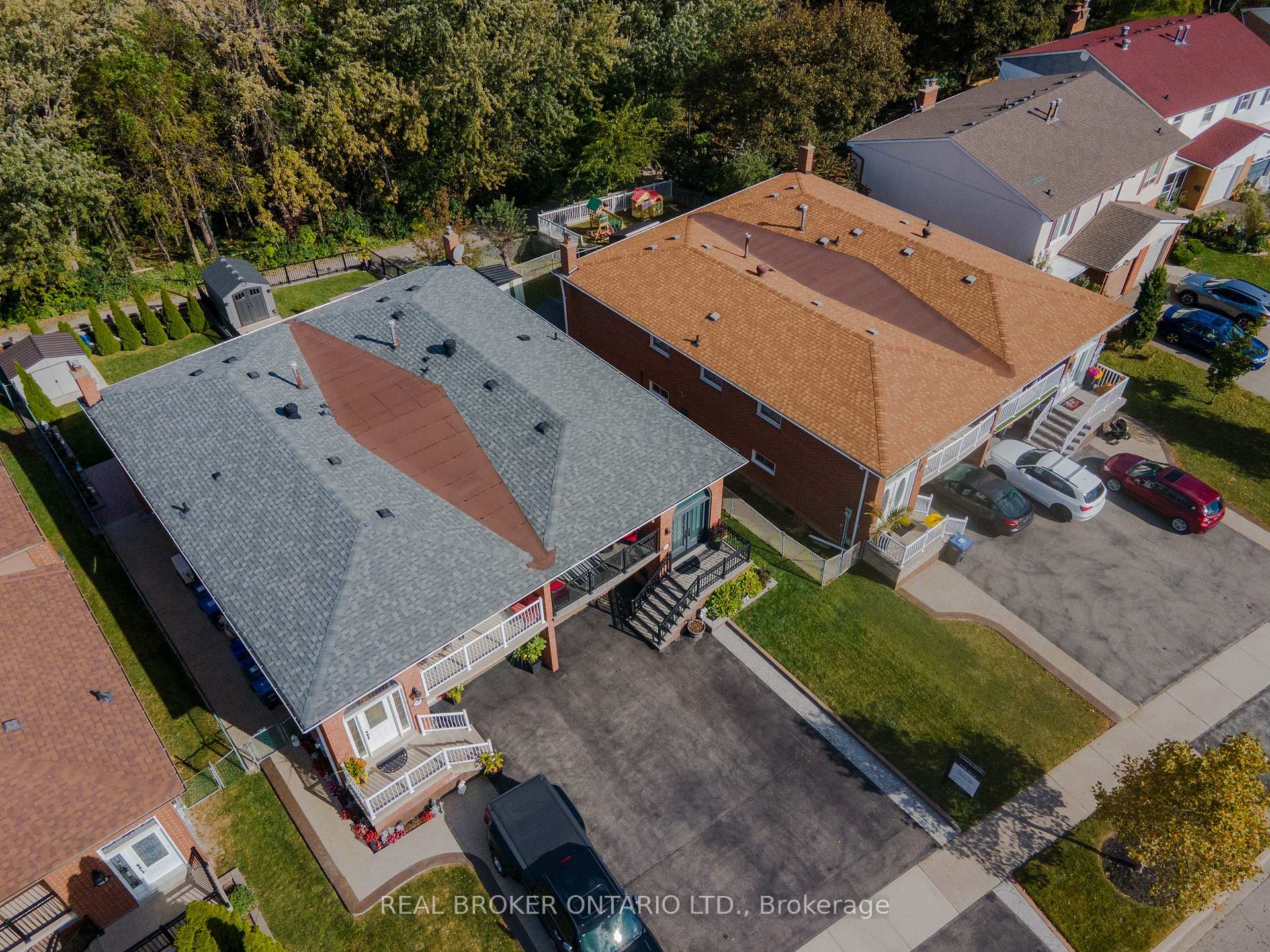 Photo 36 of 3952 Bishopstoke Lane, Mississauga, Rathwood — HOMEH