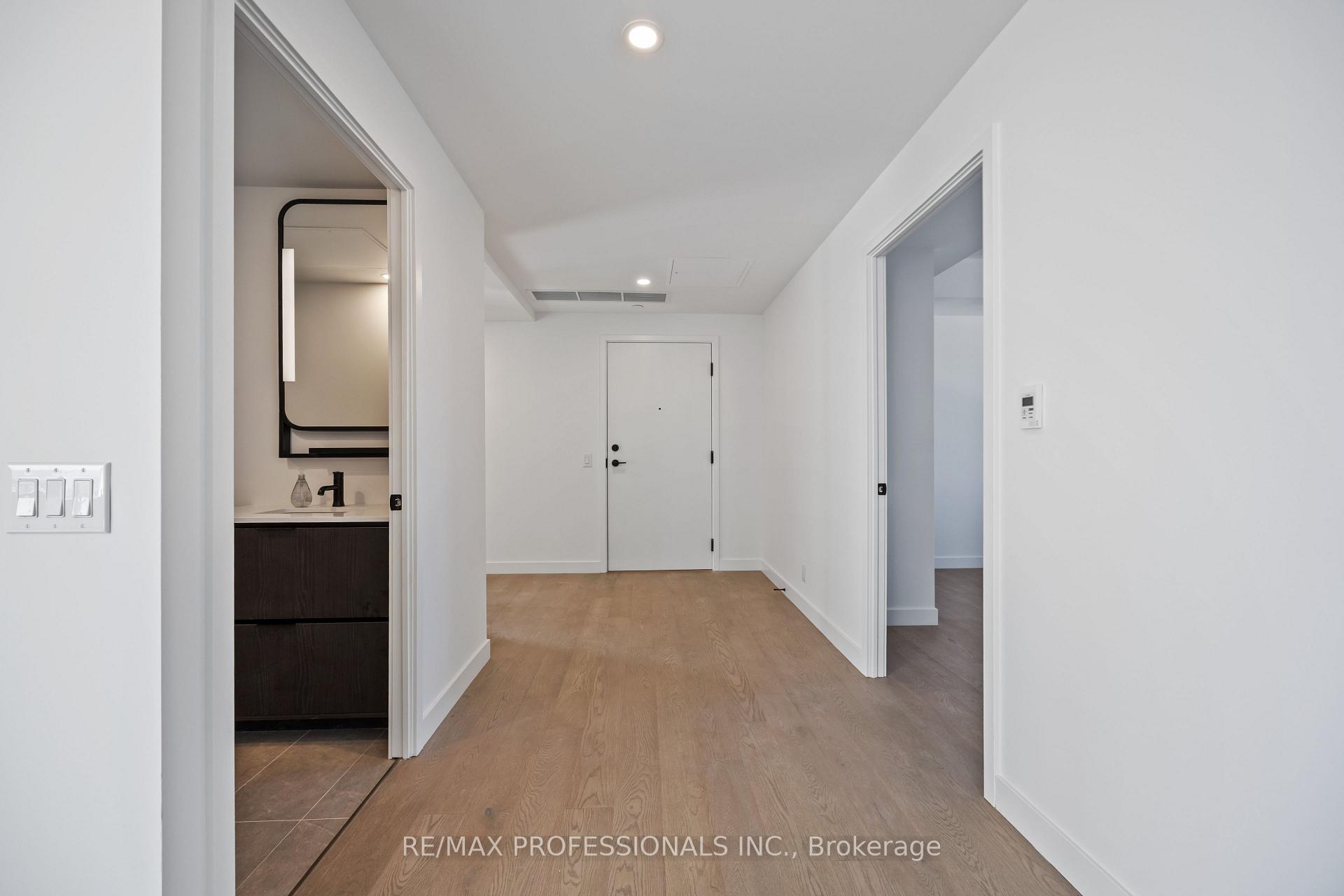 Photo 3 of Unit 1203, 1050 Eastern Avenue, Toronto, Greenwood-Coxwell — HOMEH